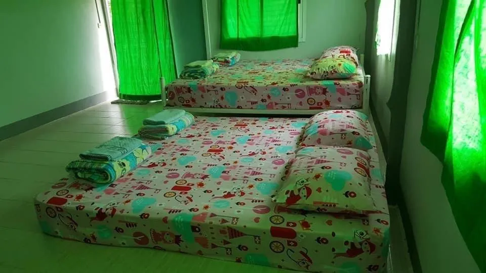 Bed in Baan Rai Pray Rung Kaeng Krachan