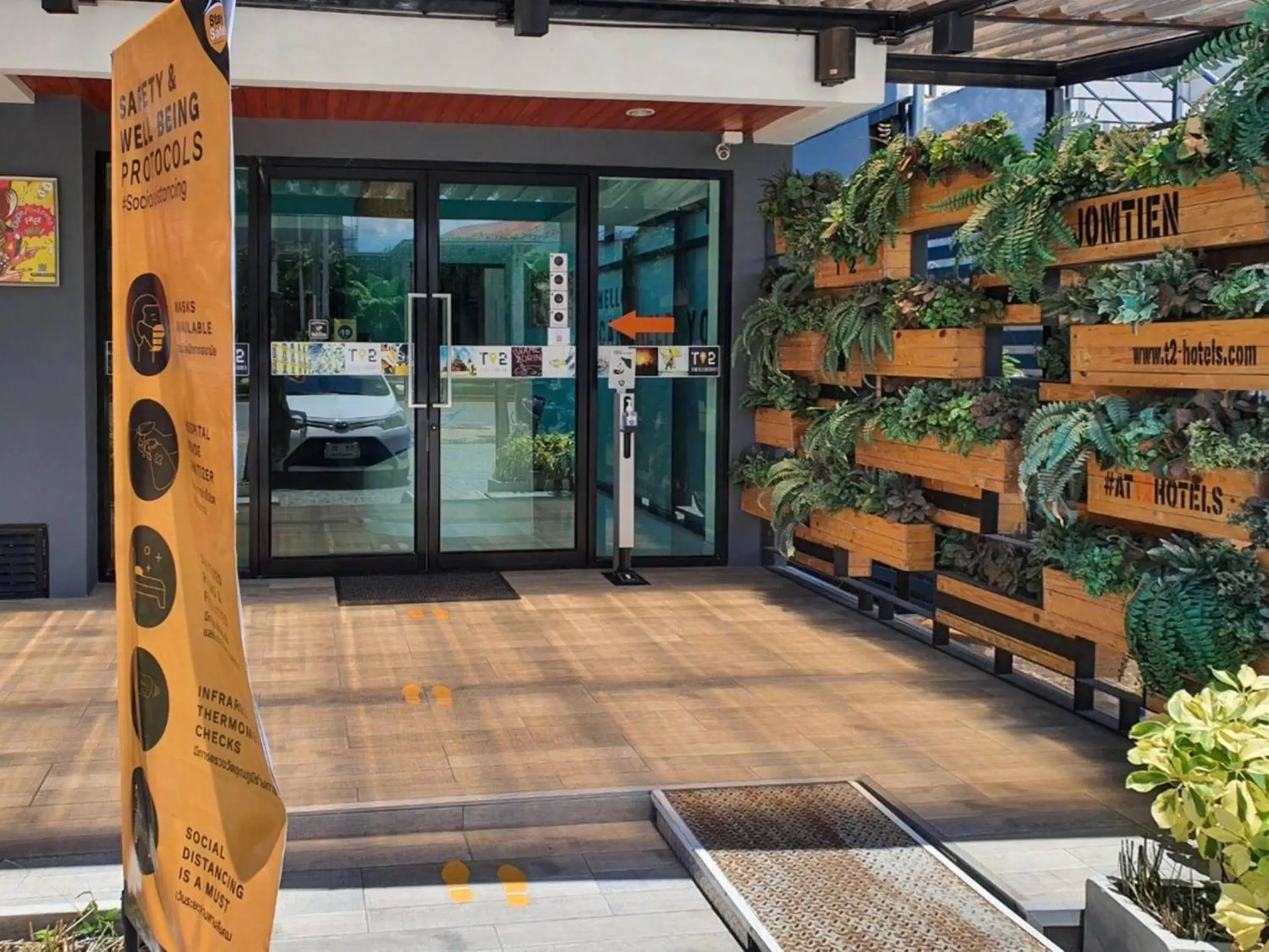 Facade/entrance in T2 Jomtien Pattaya Facade/entrance in T2 Jomtien Pattaya