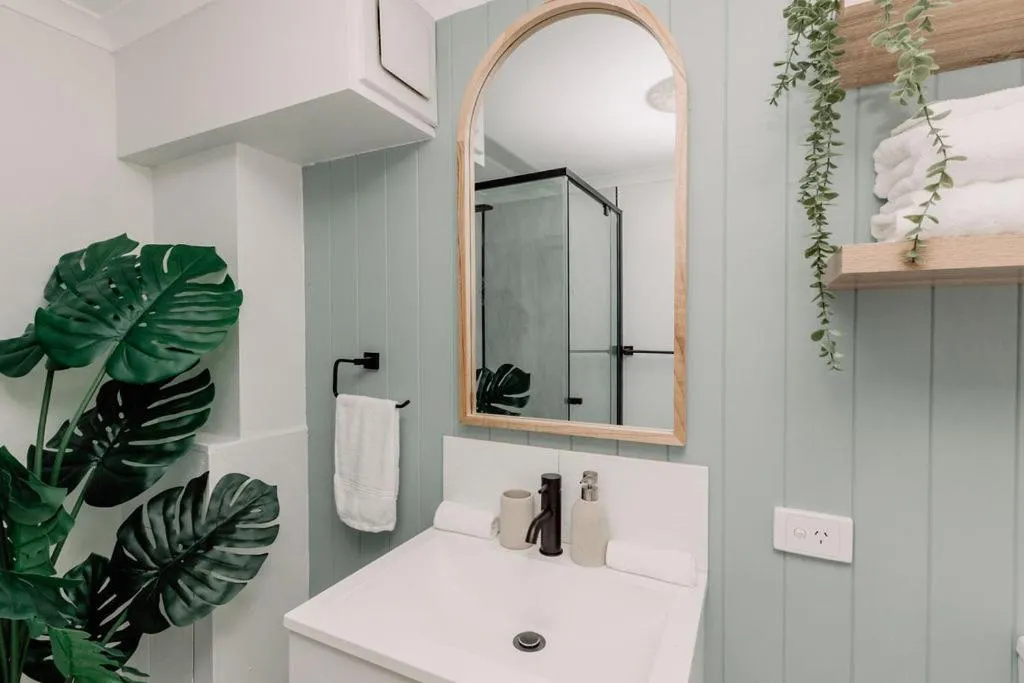 River Sands Apartments