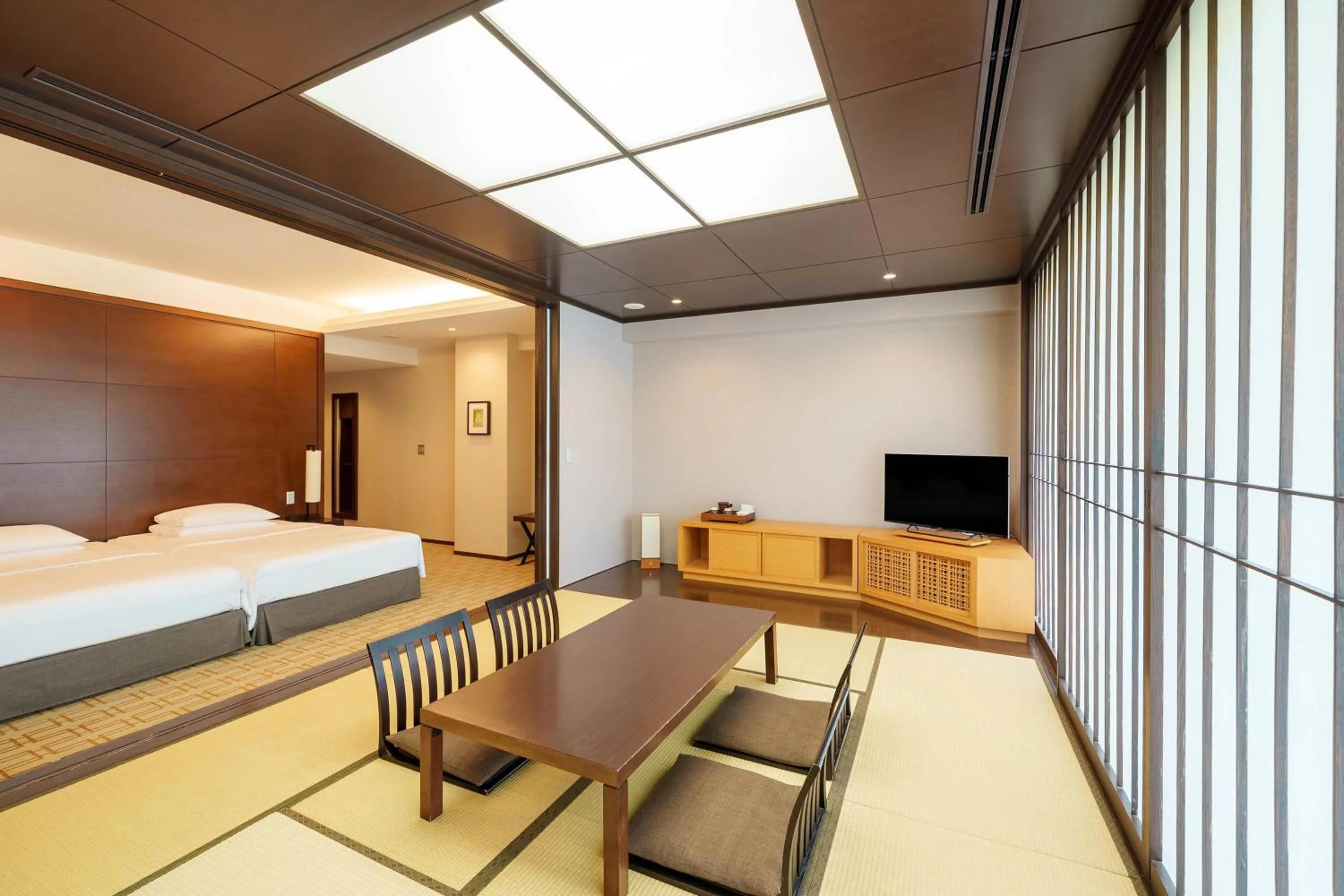 Bedroom, Bed in Hyatt Regency Hakone Resort and Spa