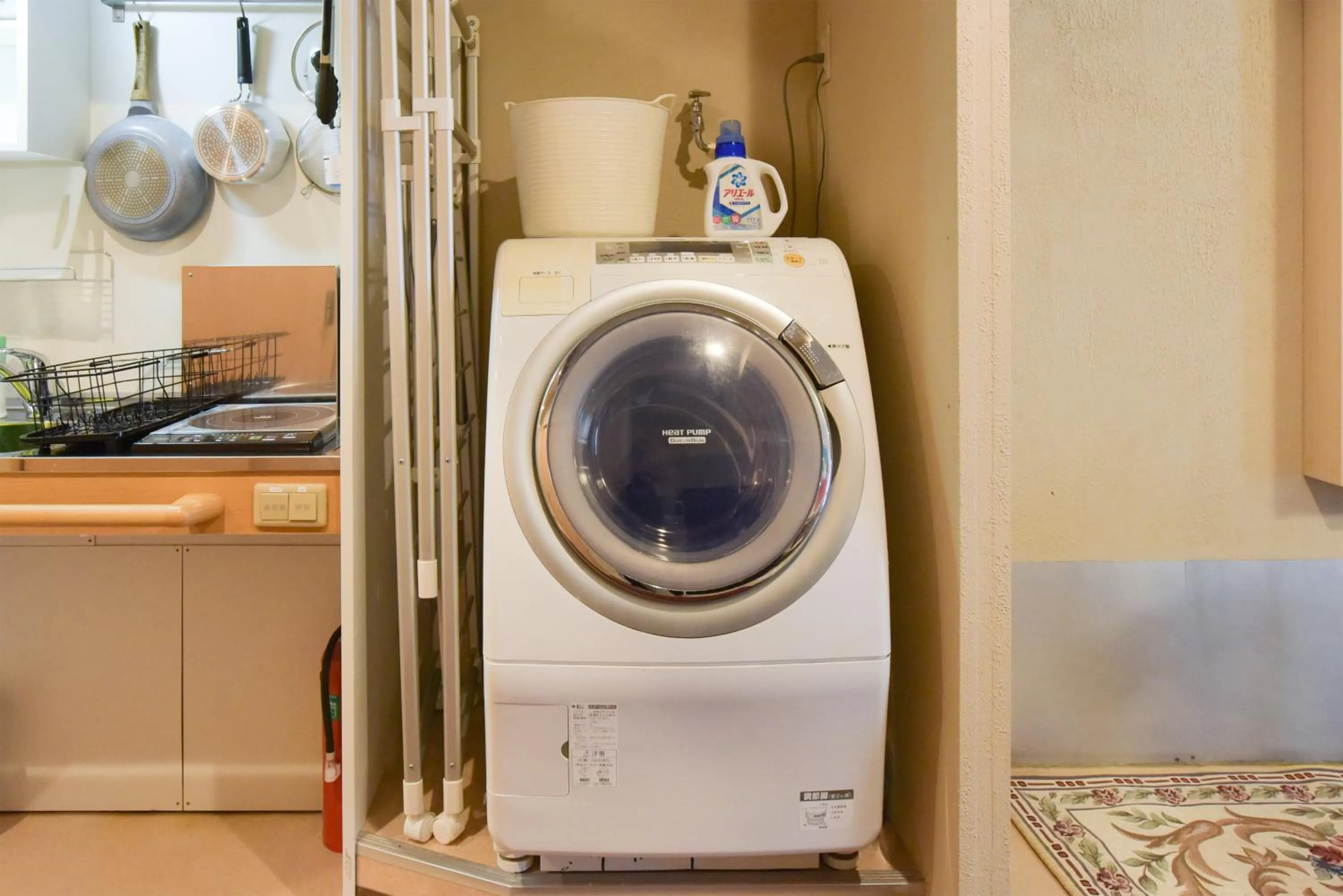 washing machine in Yoyogi House