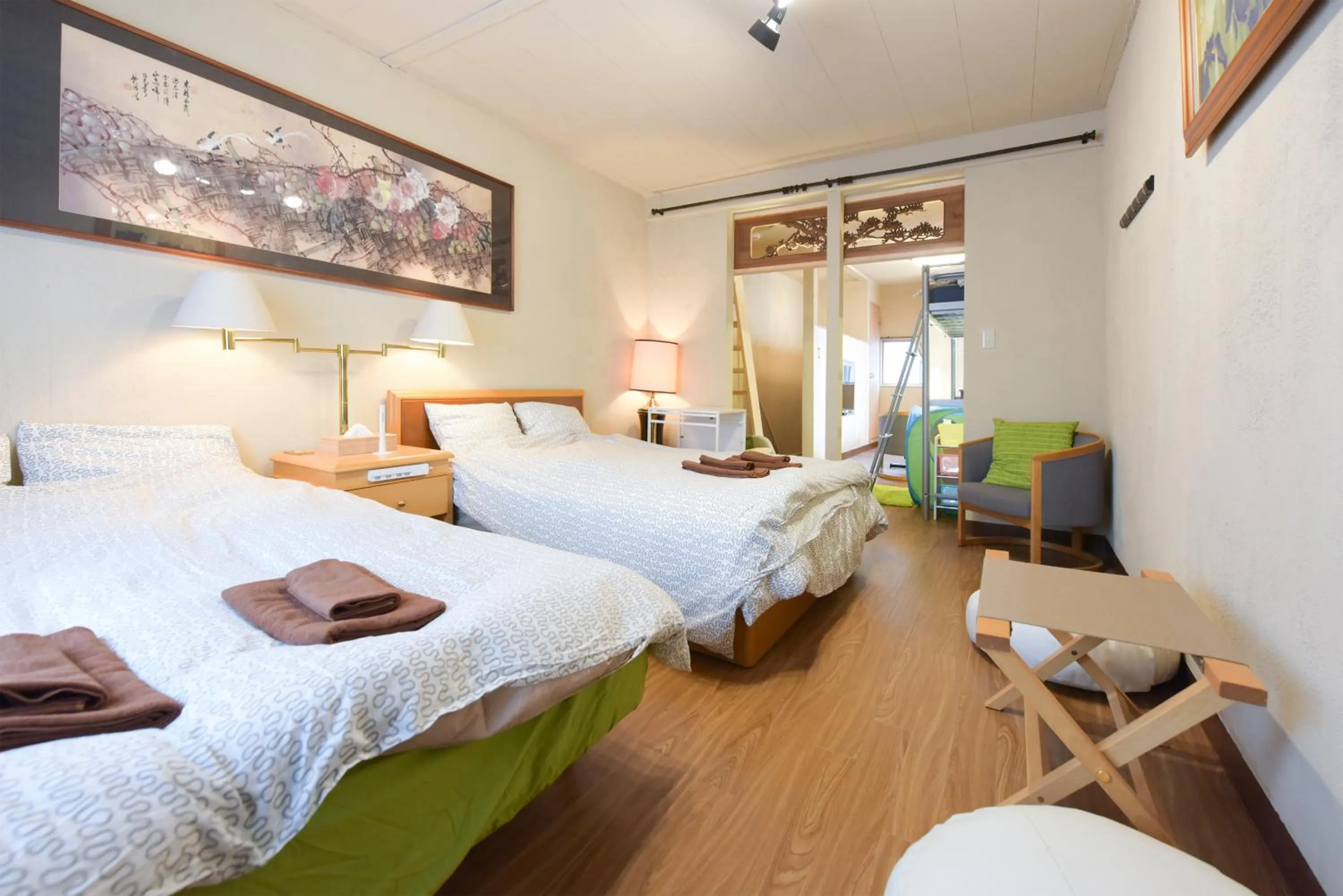 Bedroom, Bed in Yoyogi House