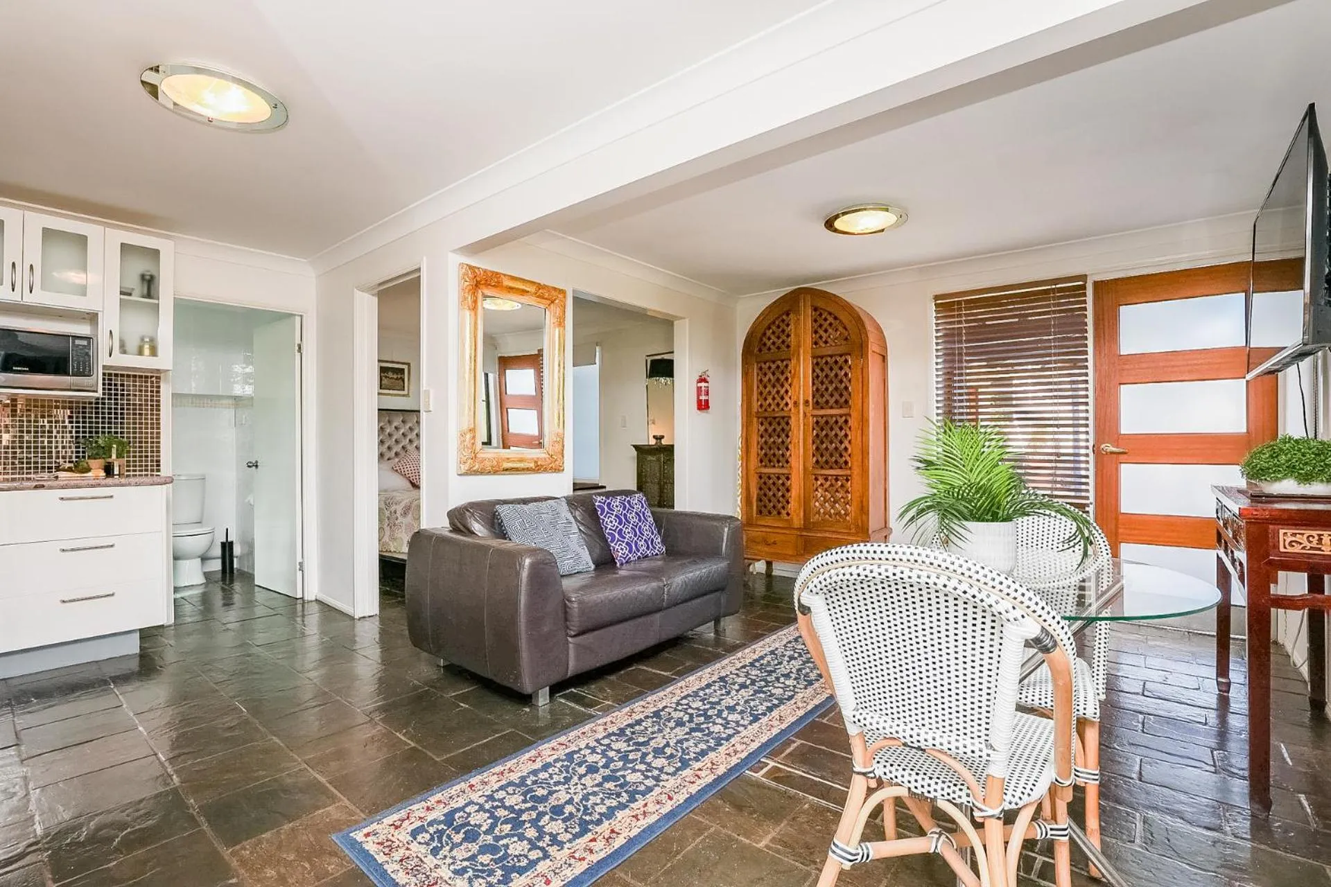 Living room in 1770 Sovereign Lodge Retreat