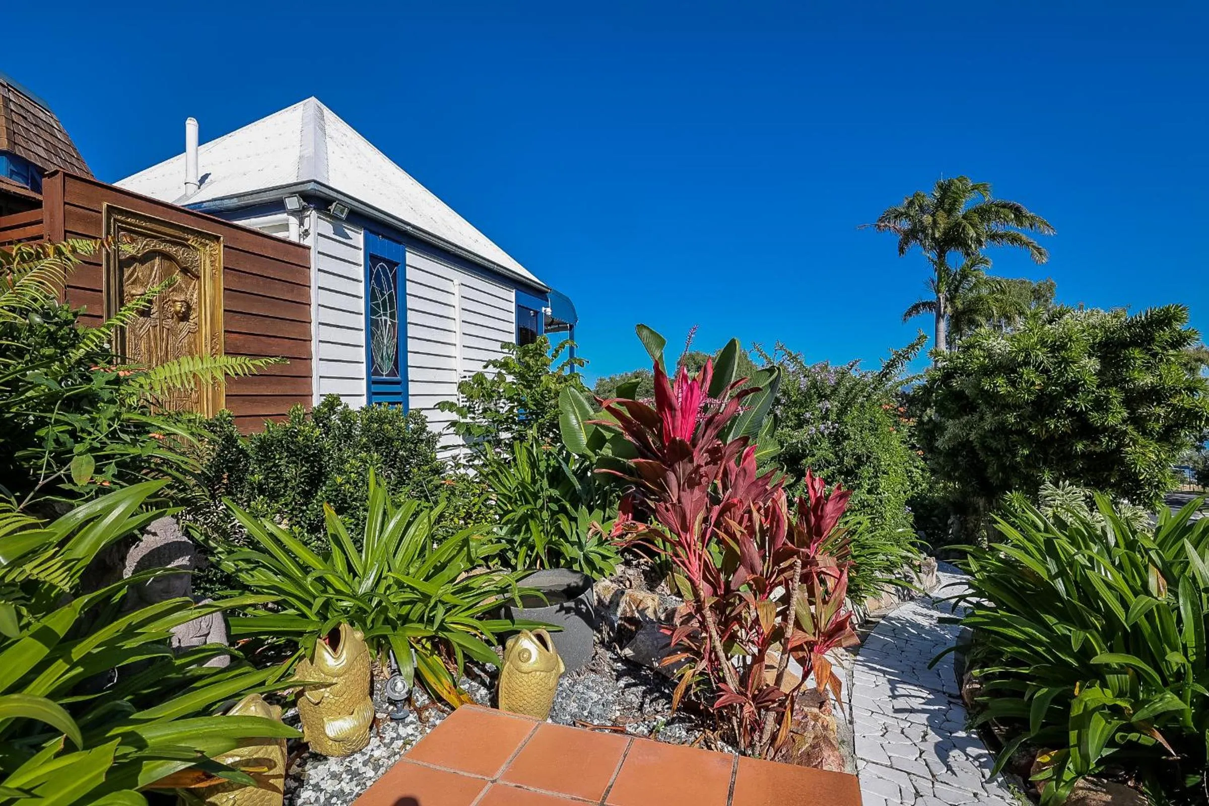 Garden in 1770 Sovereign Lodge Retreat