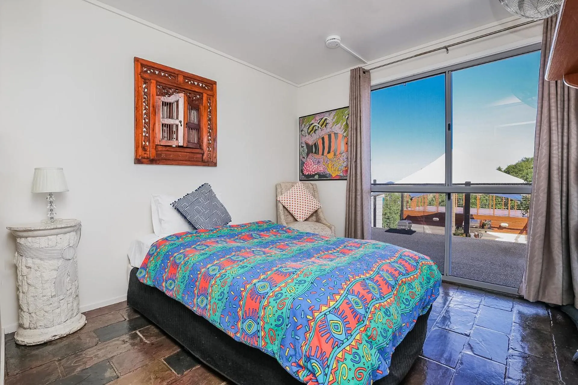 Bed in 1770 Sovereign Lodge Retreat