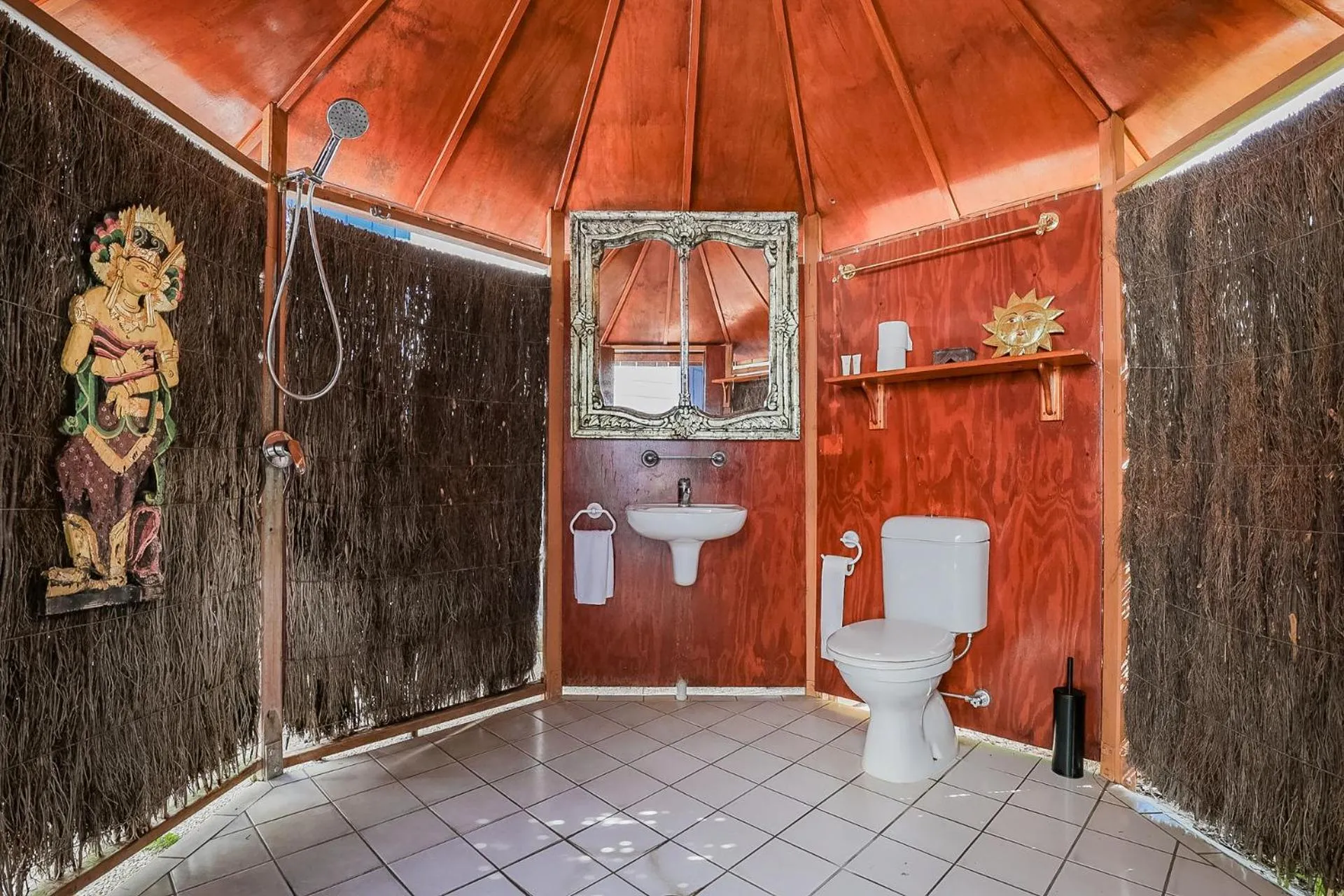 Bathroom in 1770 Sovereign Lodge Retreat