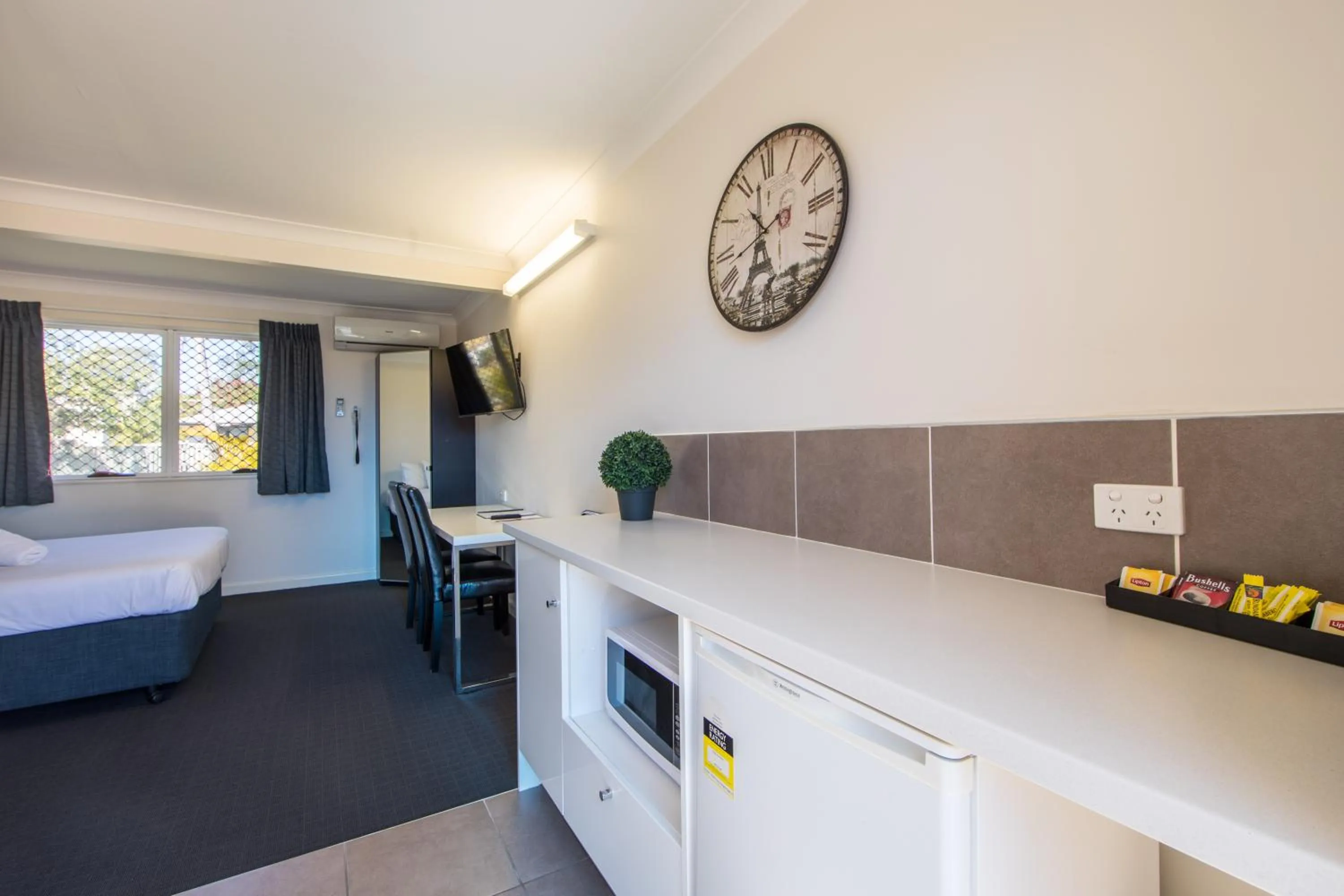 Bed in Caboolture Motel