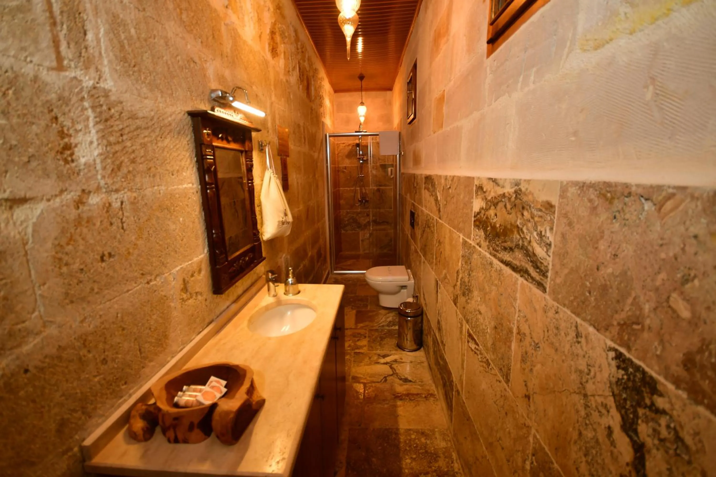Bathroom in NOSTALJİ CAVE SUİT HOTEL
