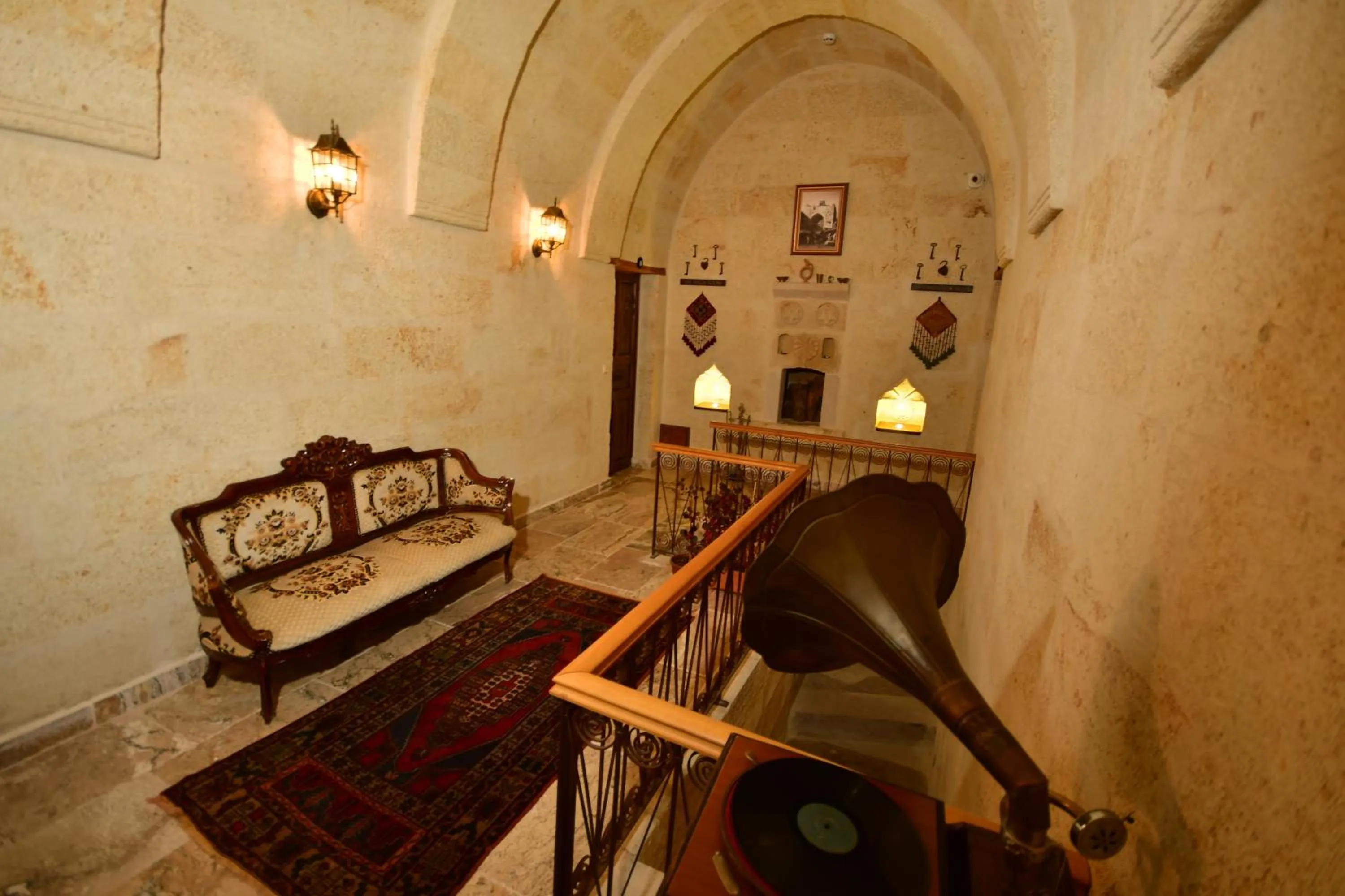Library in NOSTALJİ CAVE SUİT HOTEL