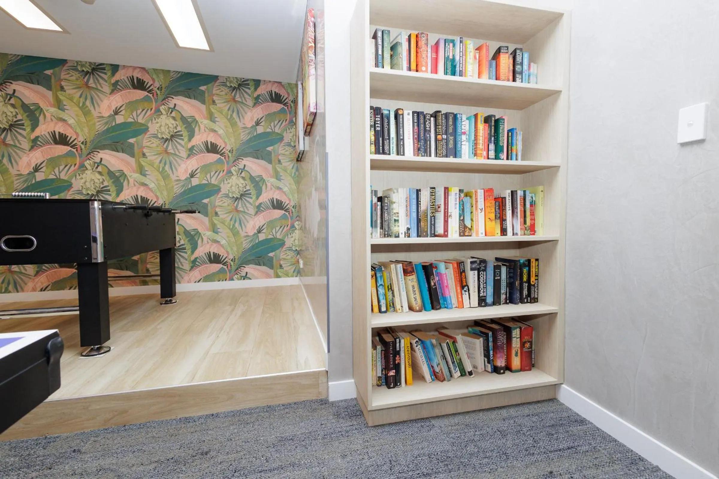 Communal lounge/ TV room in Princess Palm on the Beach