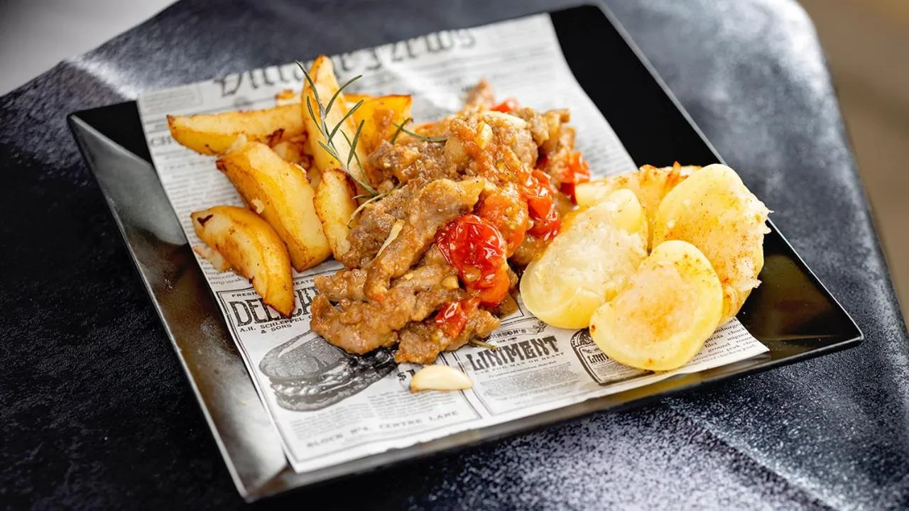 Food and drinks in Hotel Aurelia