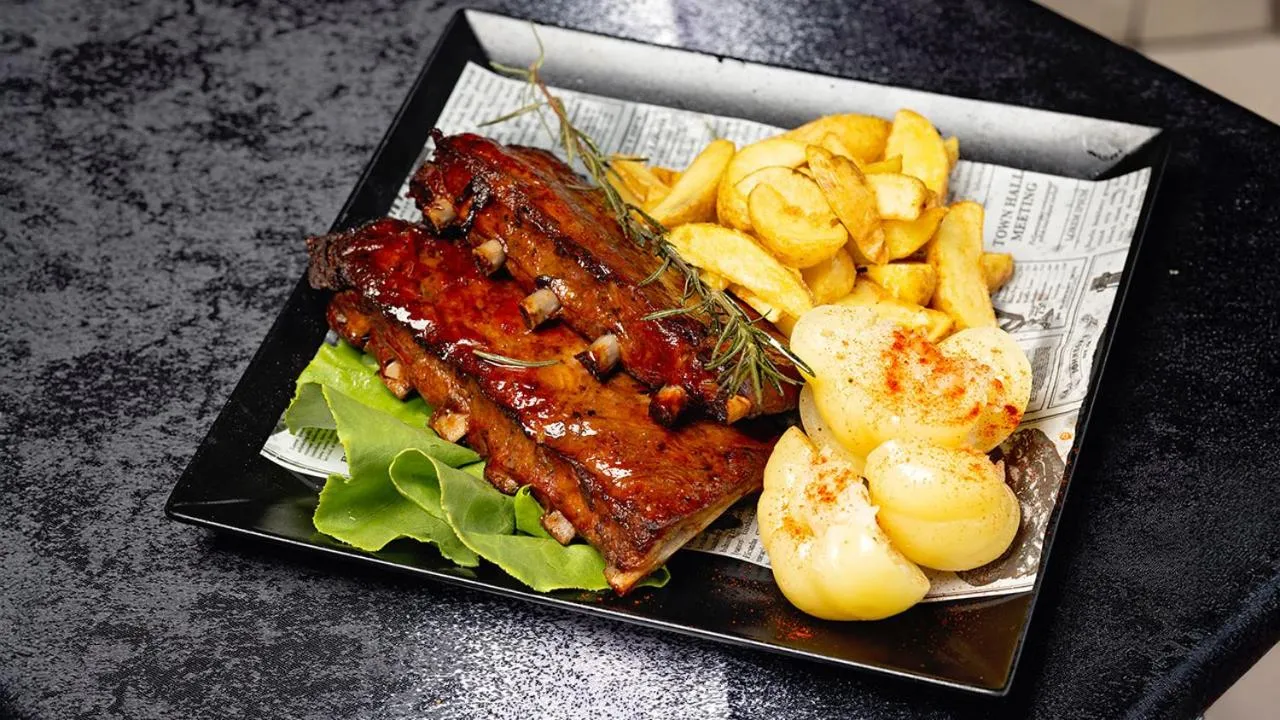 Food and drinks in Hotel Aurelia