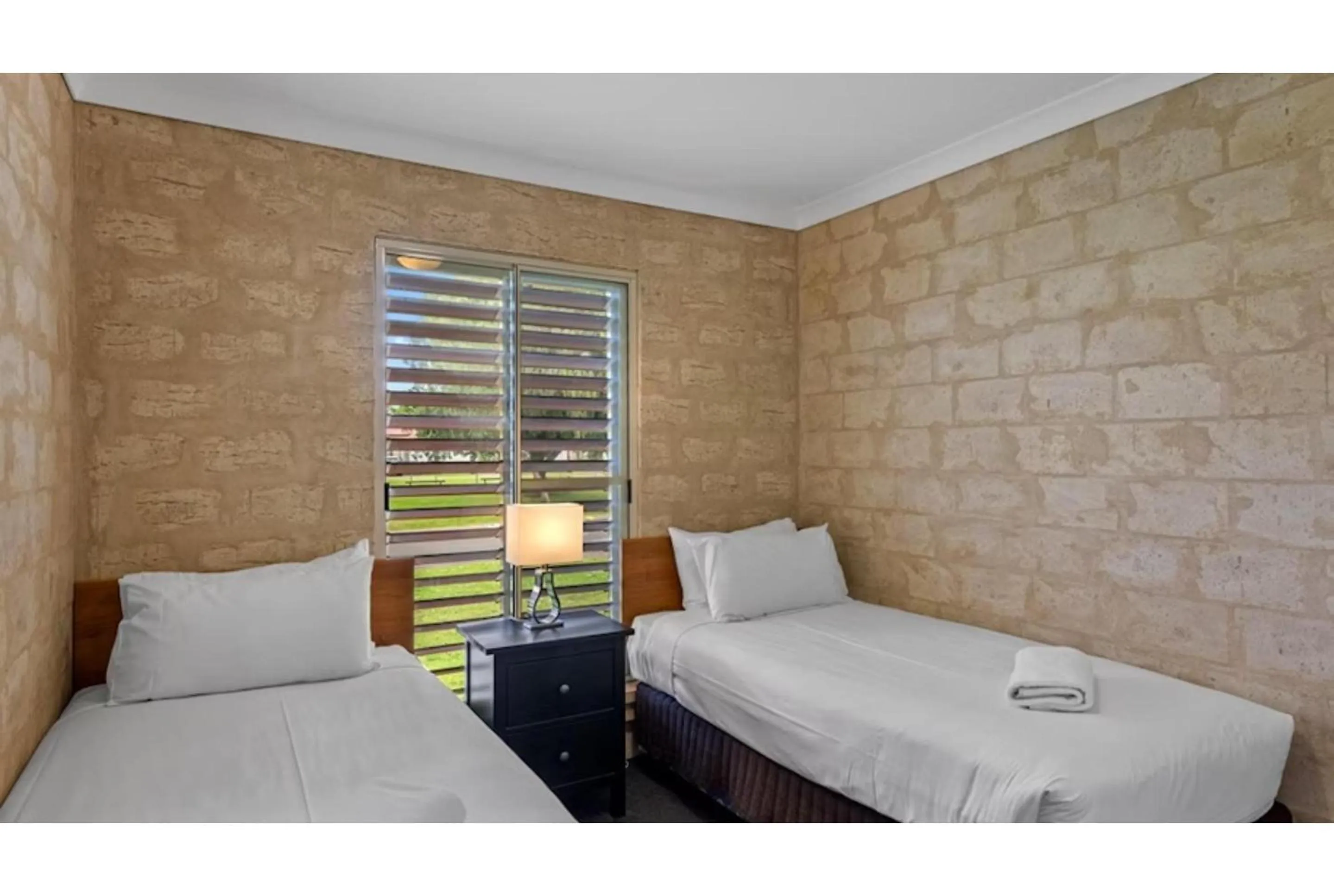 Bedroom, Bed in Discovery Parks - Bunbury Foreshore
