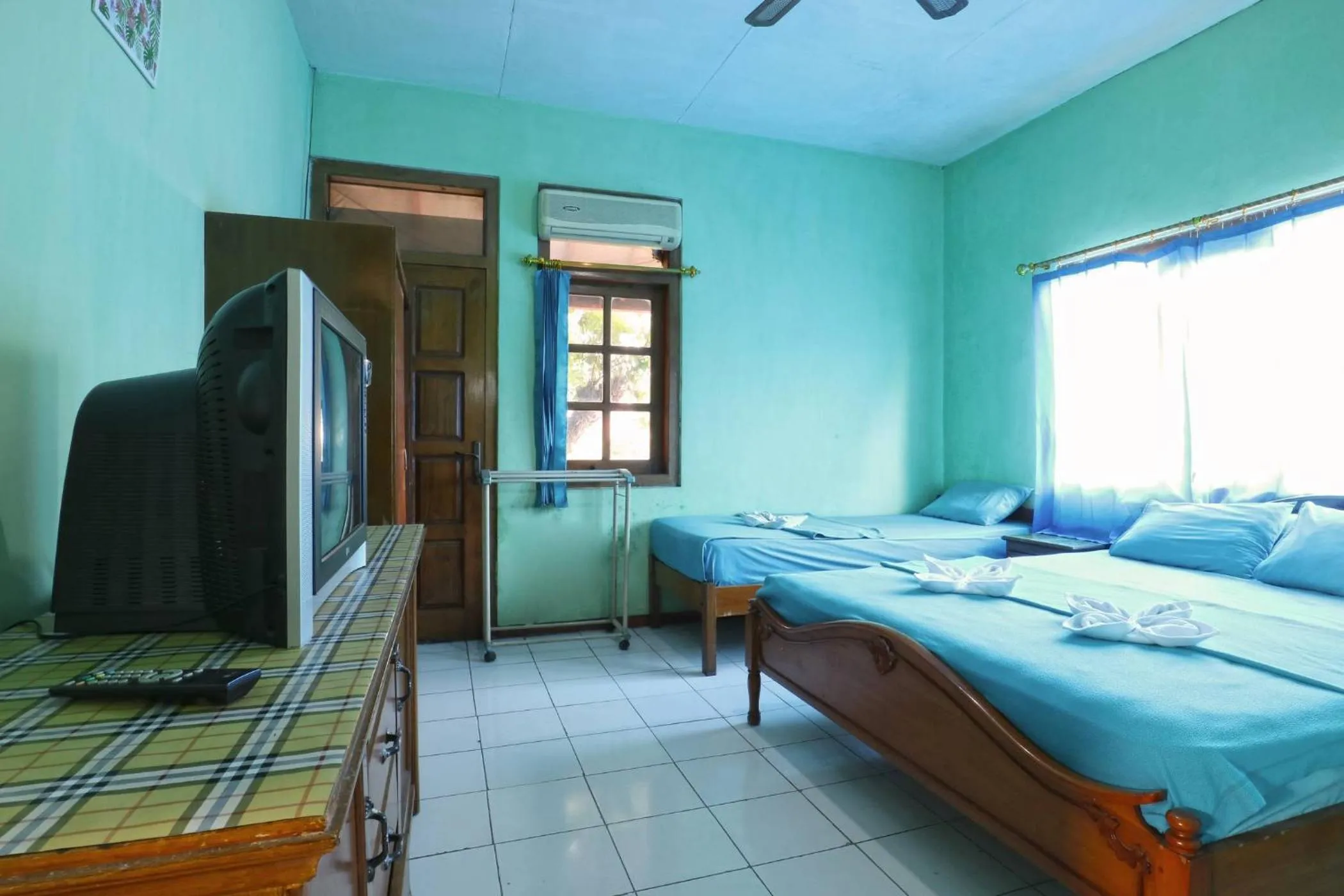 Bedroom, Bed in Hotel Setia Budi