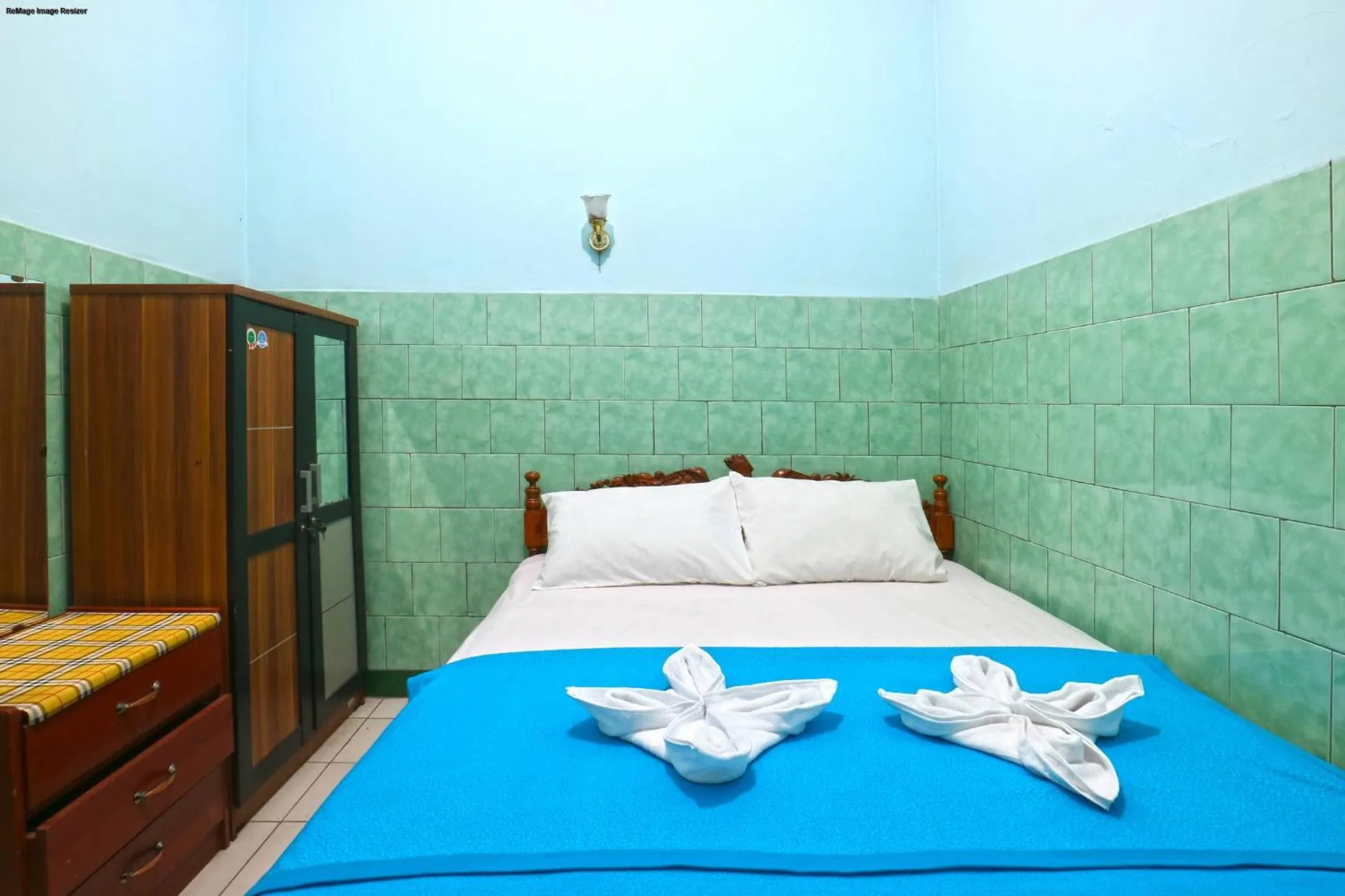 Bedroom, Bed in Hotel Setia Budi