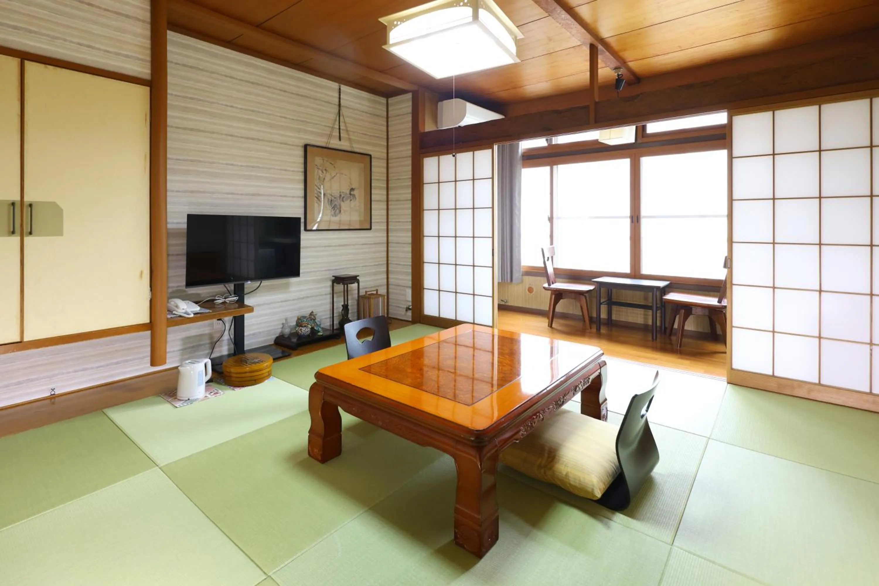 Photo of the whole room in Ikariya Ryokan