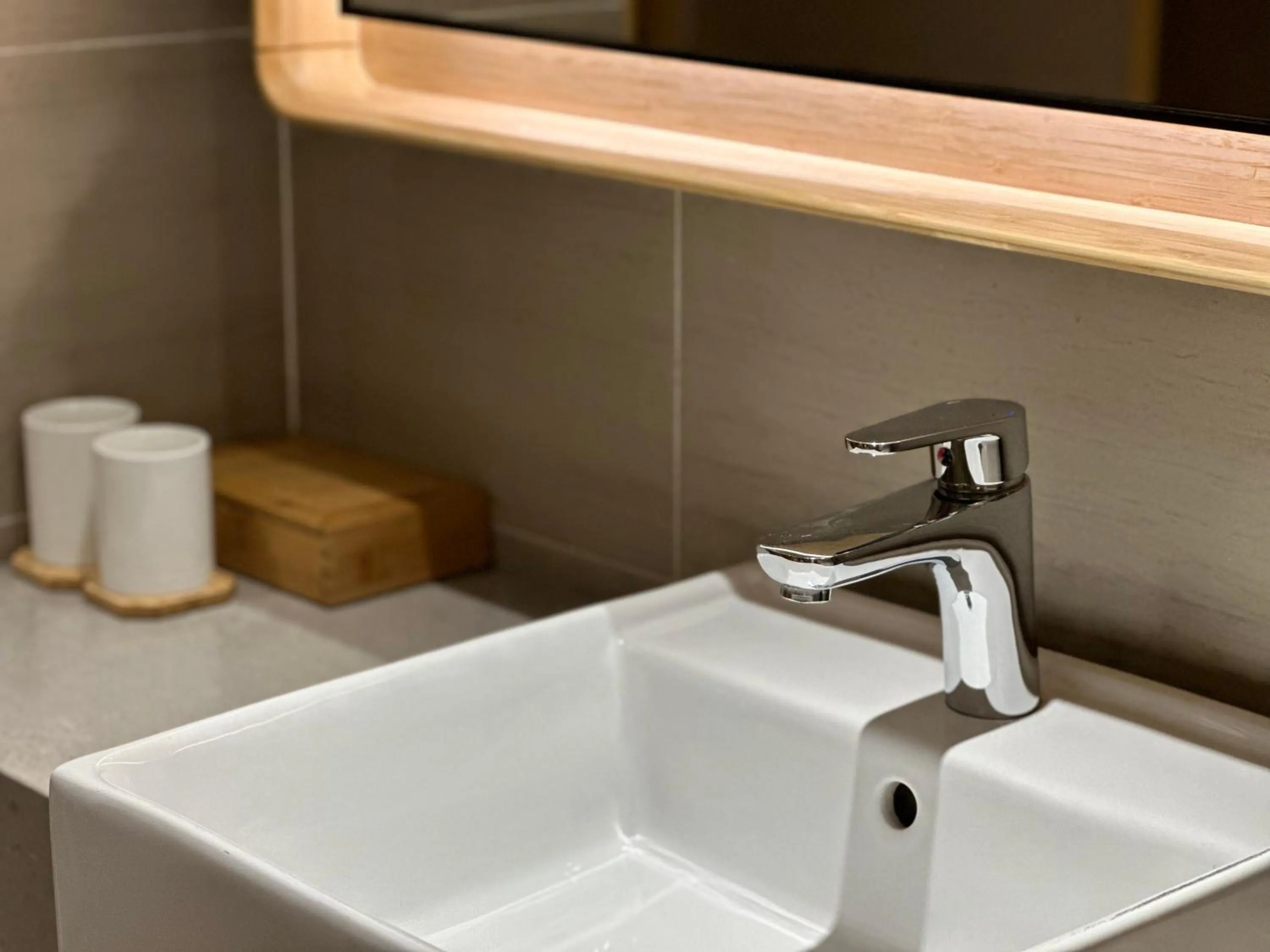 Bathroom in JI Hotel Hangzhou Qianjiang Century City