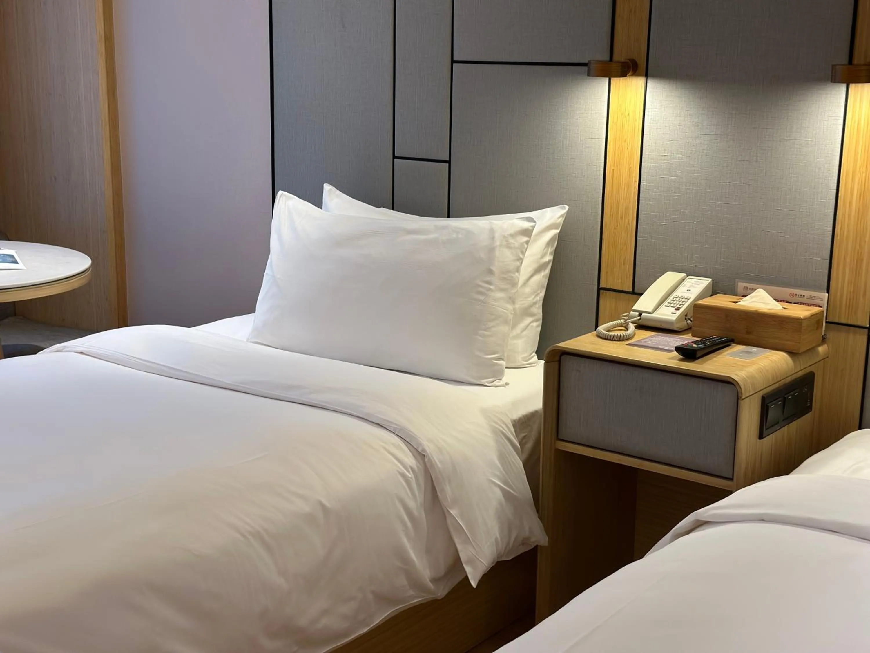 Bedroom, Bed in JI Hotel Hangzhou Qianjiang Century City
