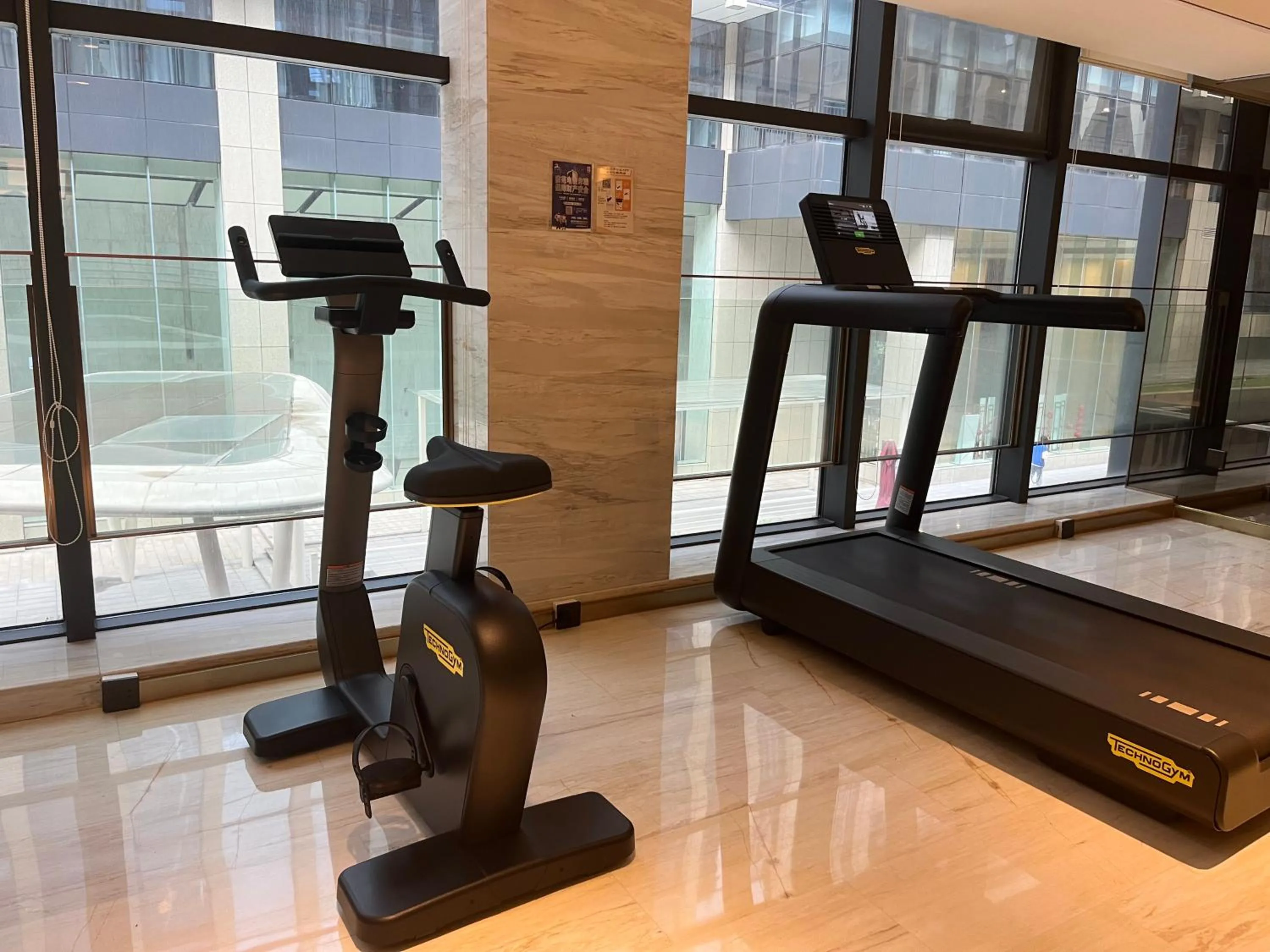 Fitness centre/facilities in JI Hotel Hangzhou Qianjiang Century City
