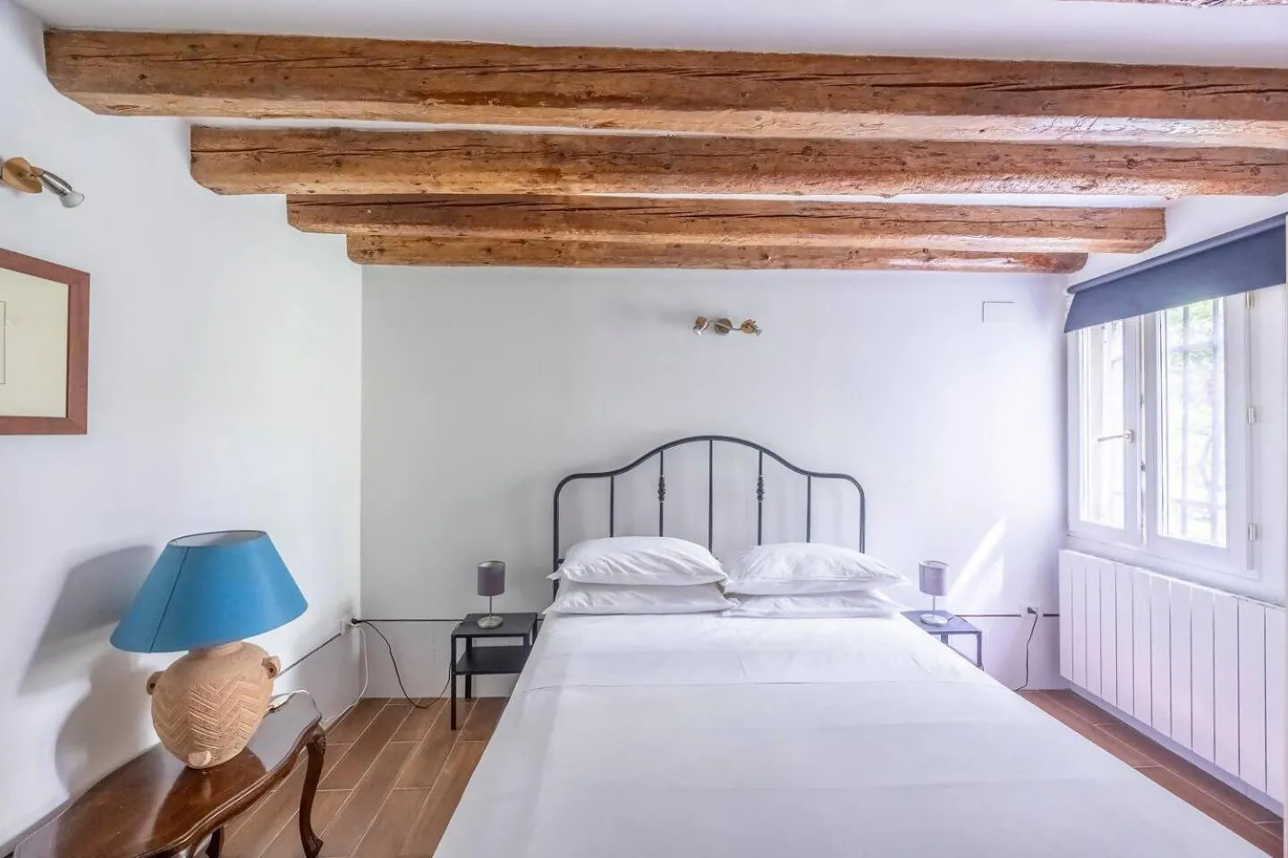 Bed in Ca Gamba by Venicevillas, alle Guglie