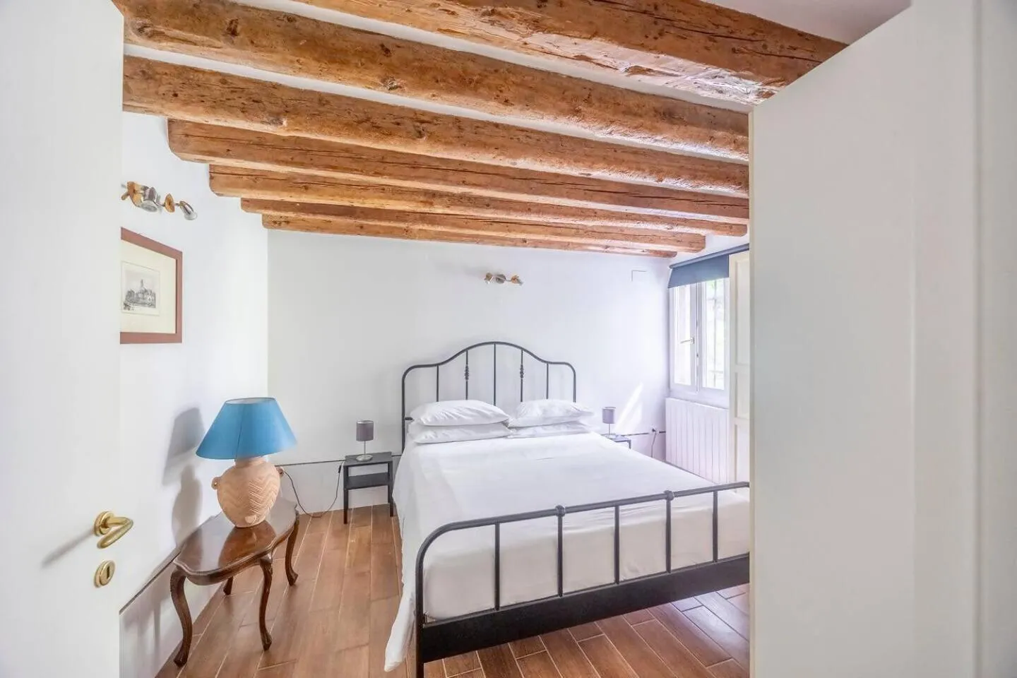 Bed in Ca Gamba by Venicevillas, alle Guglie