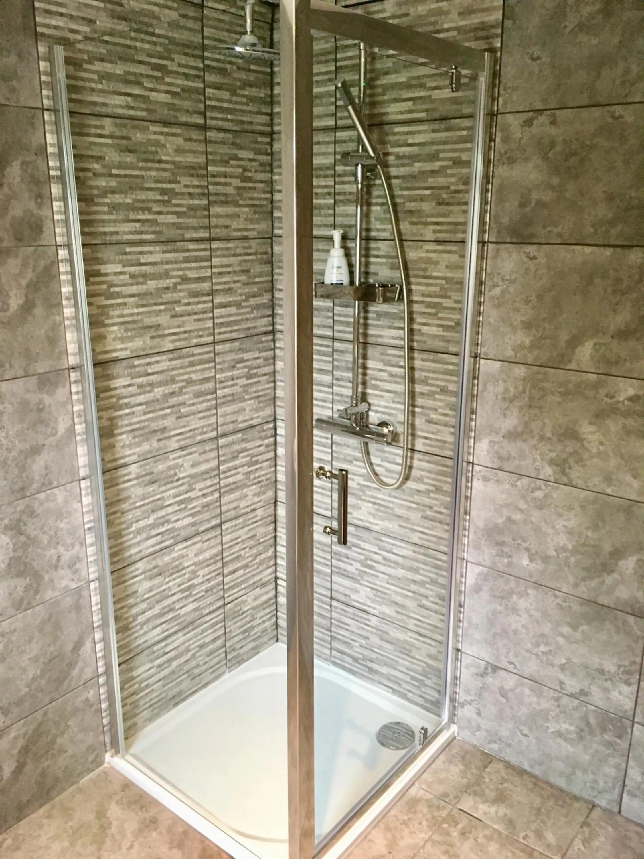 Shower in The Sun B&B Rooms