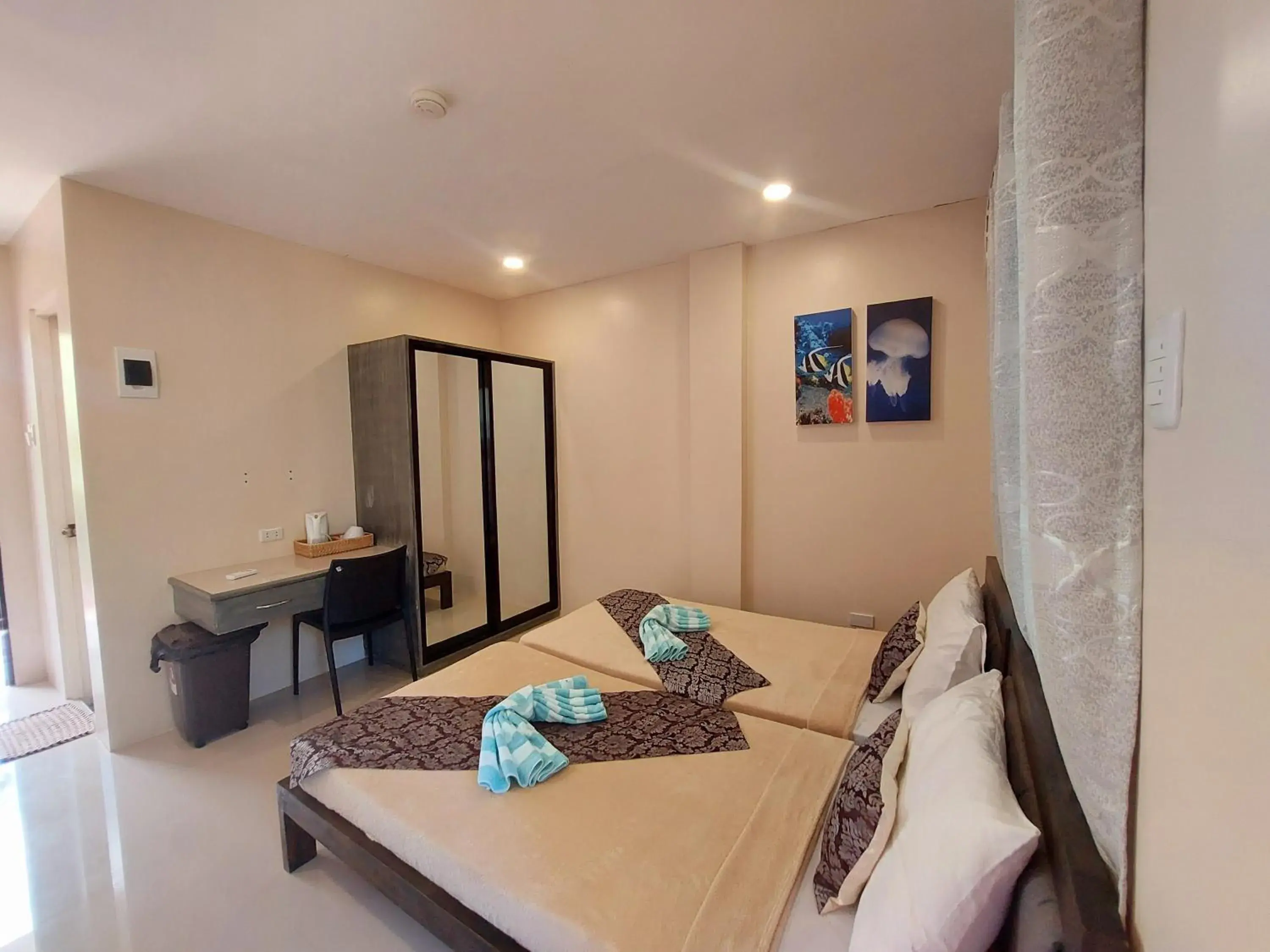 Bed in Avila's Horizon Dive Resort Malapascua Bed in Avila's Horizon Dive Resort Malapascua