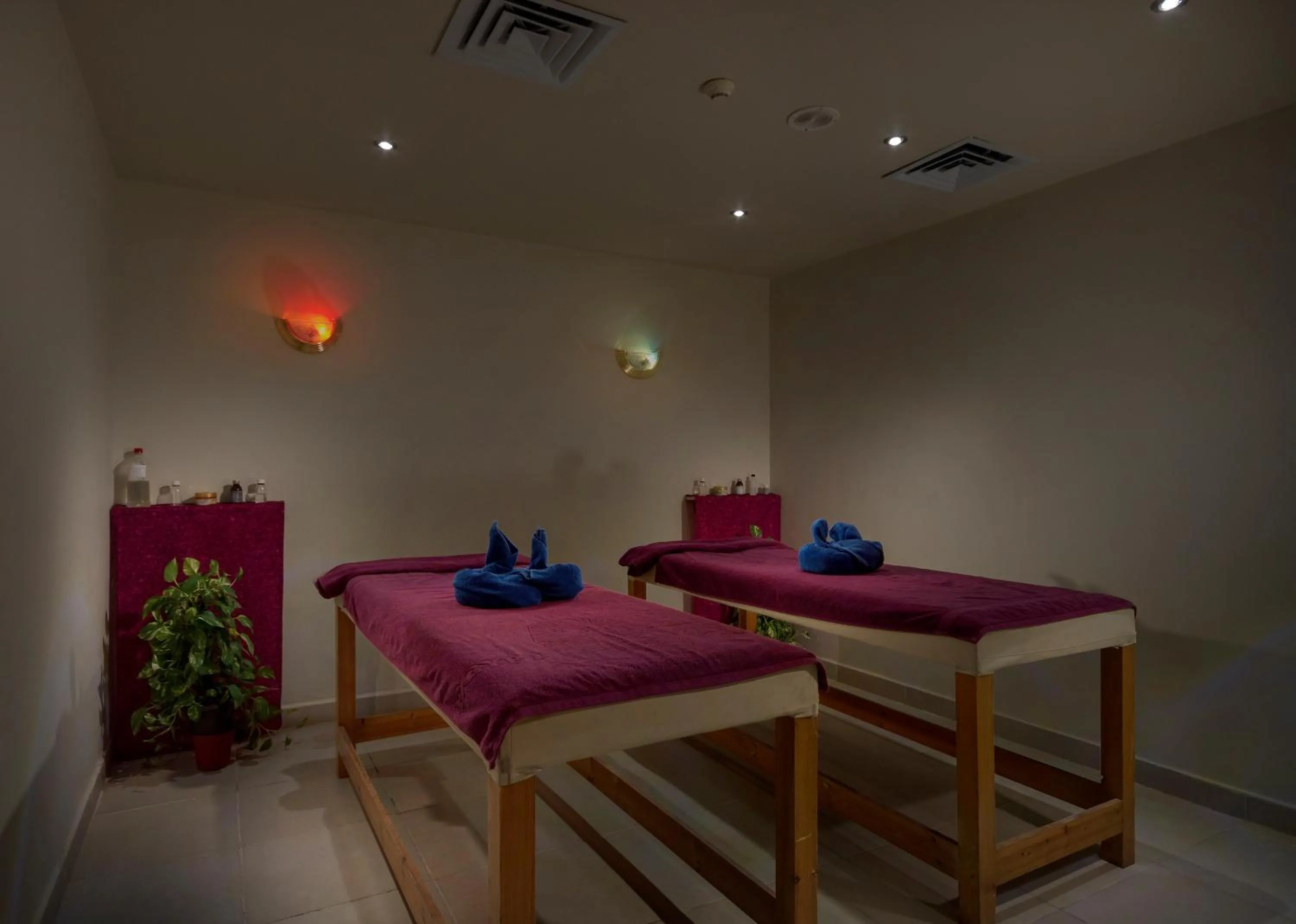 Massage in Mazar Resort & Spa By Kemet
