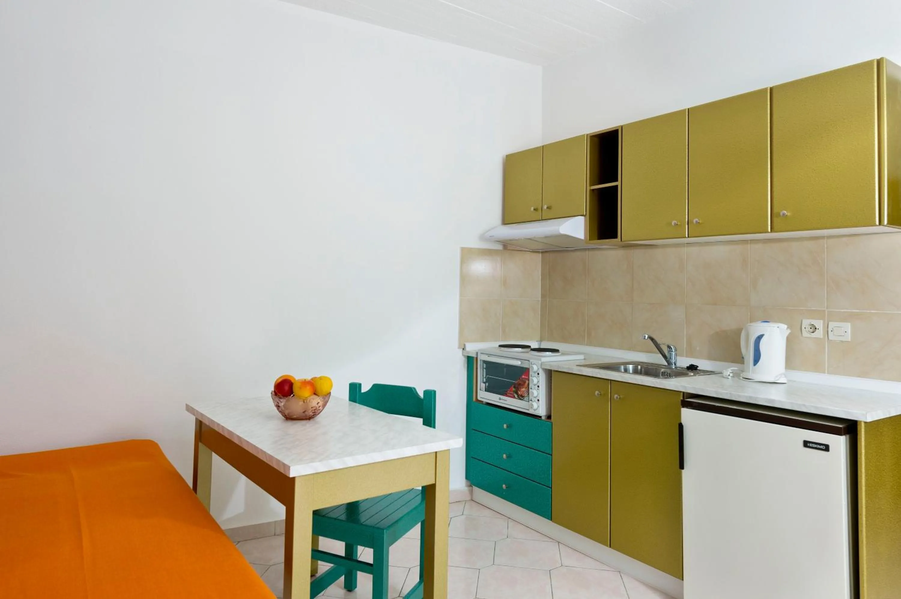Kitchen or kitchenette in Trianta Hotel Apartments