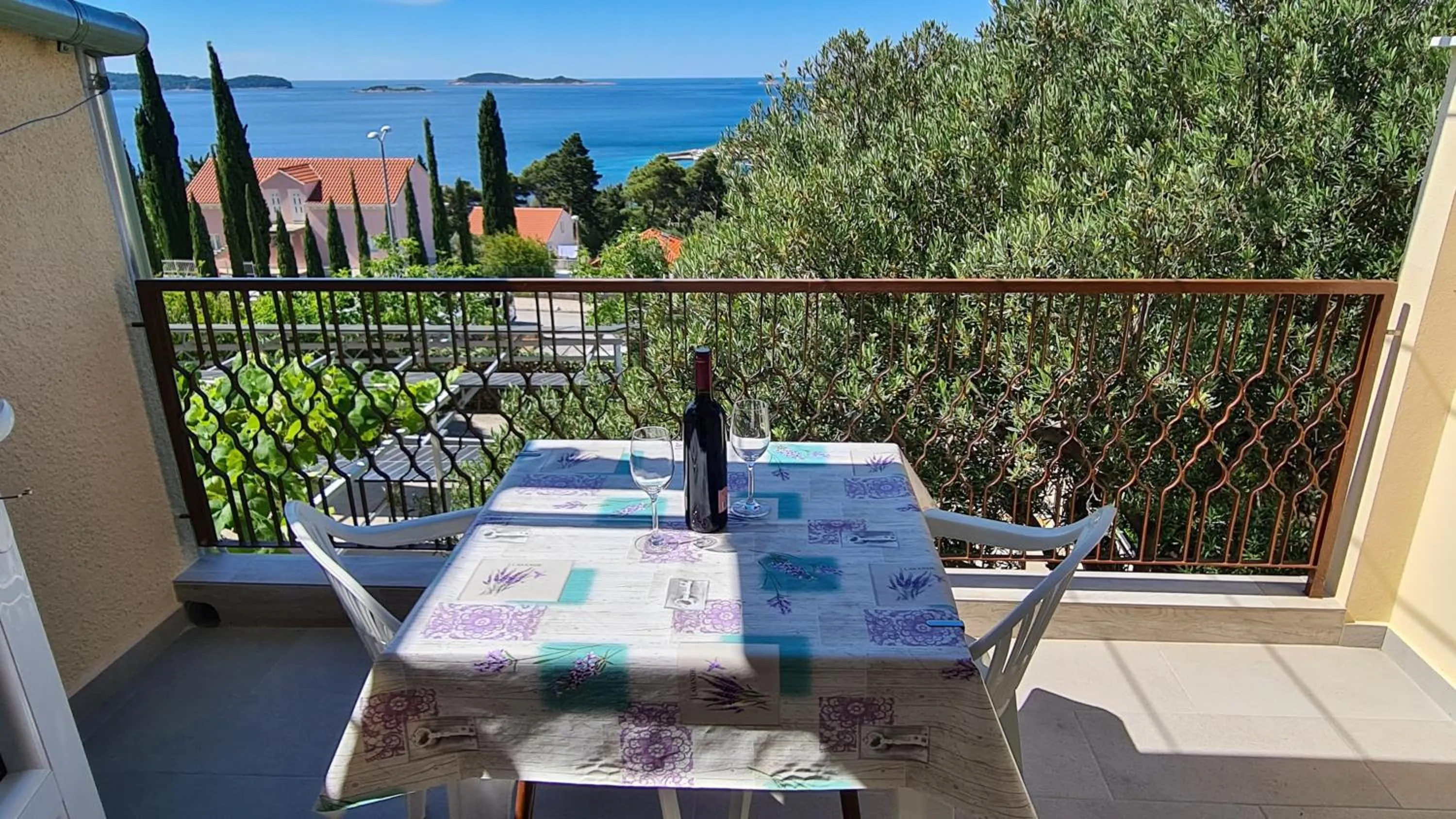 Apartments Kust