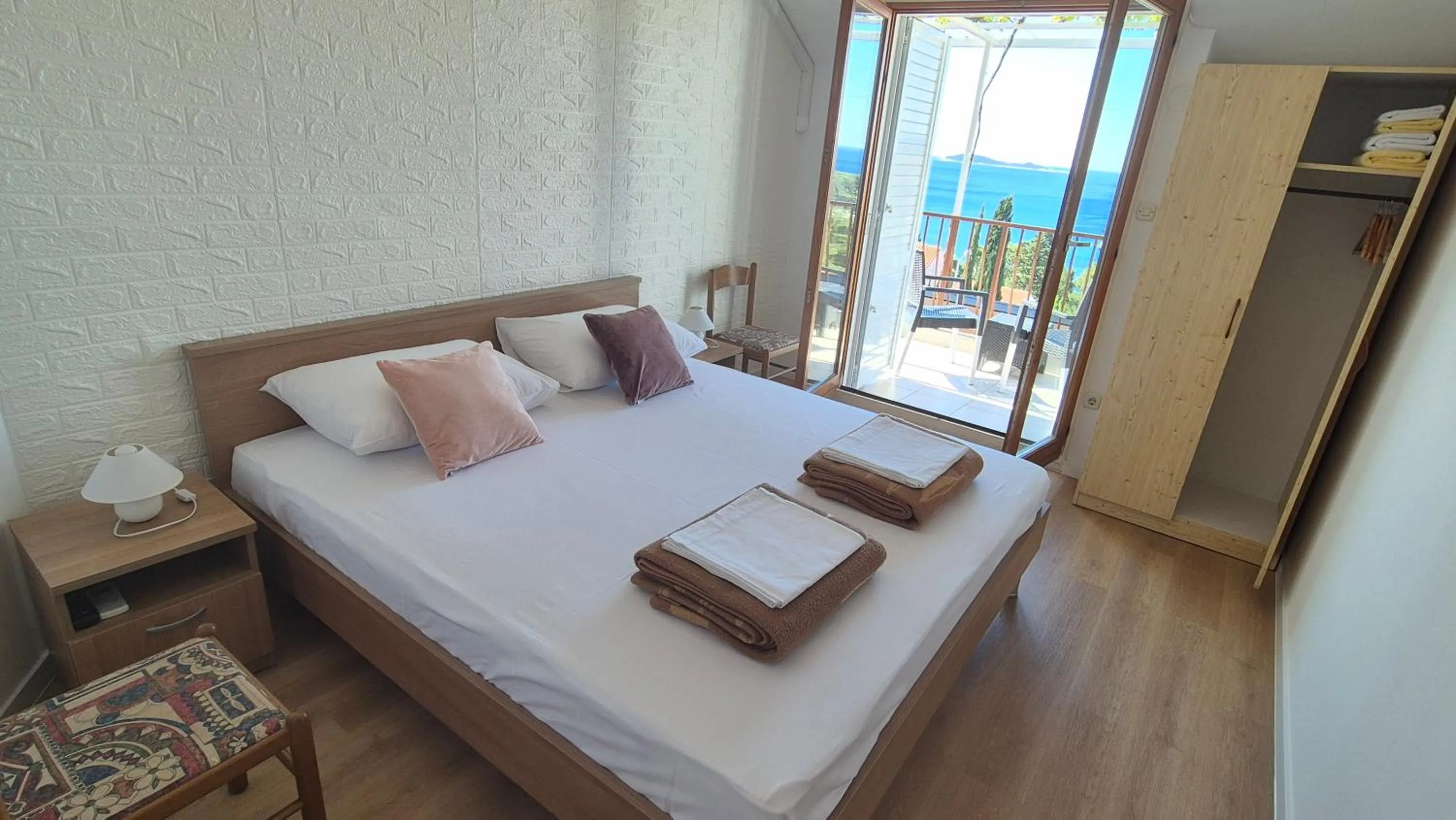 Bed in Apartments Kust