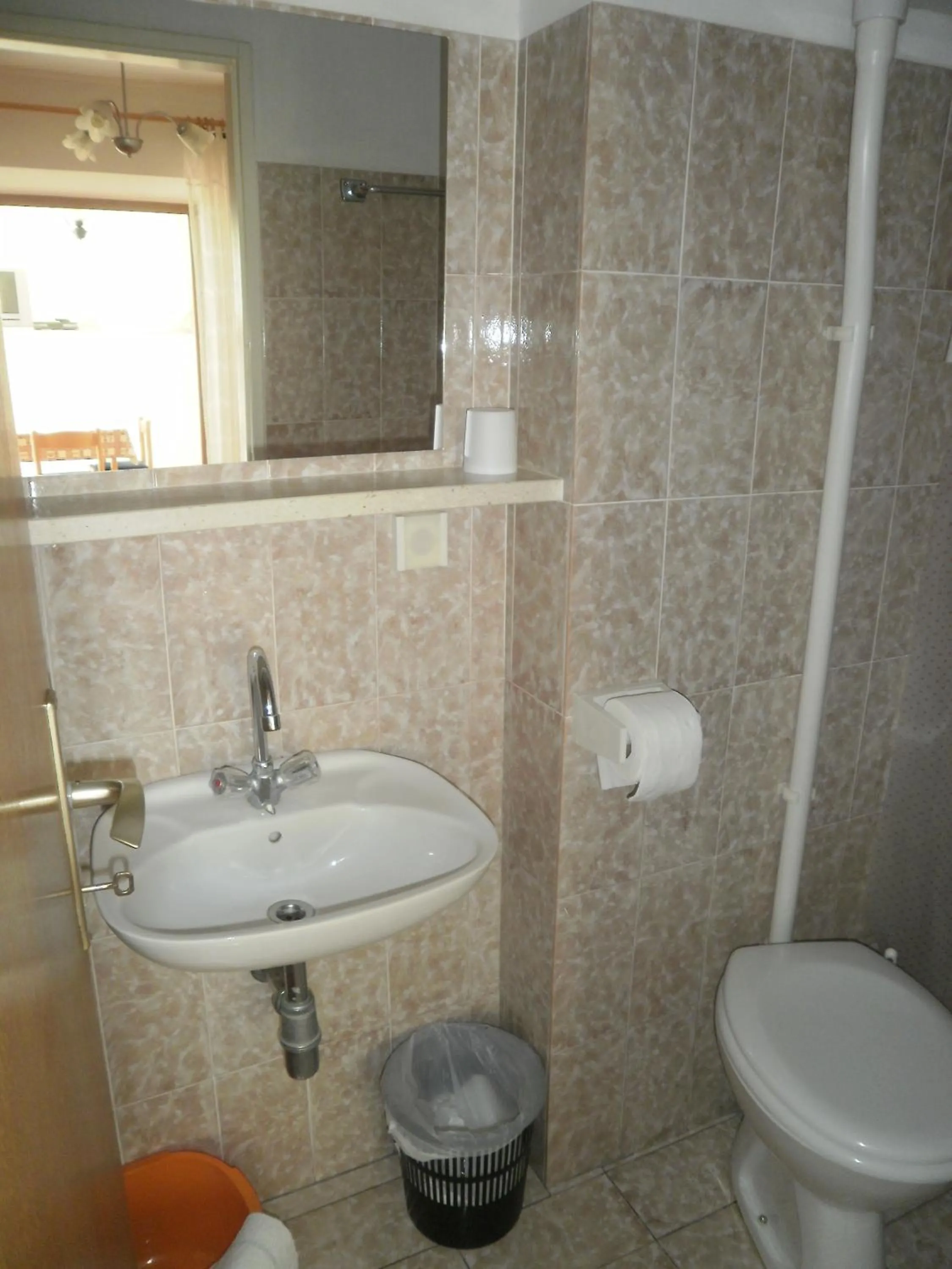 Toilet in Apartments Kust