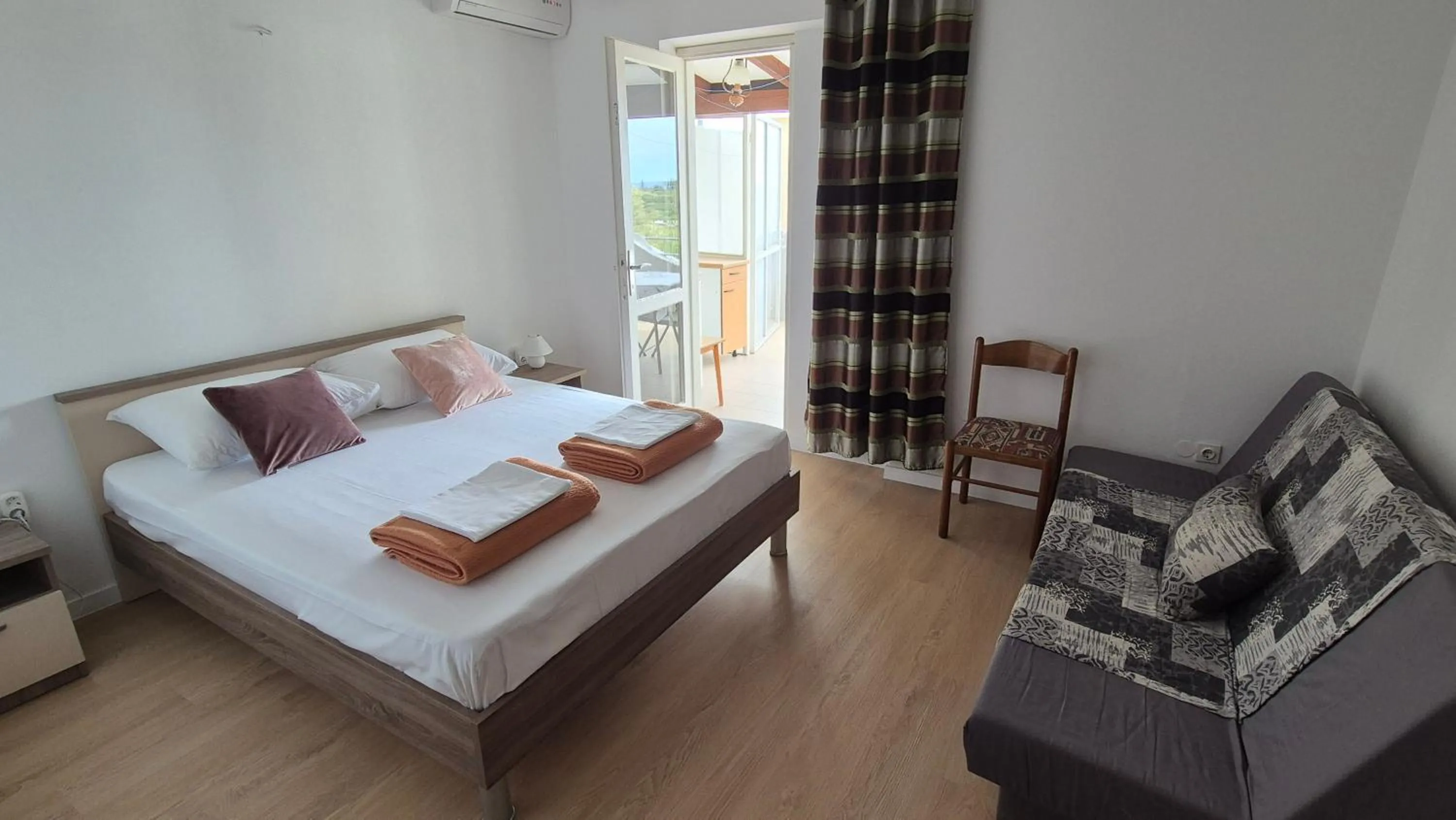 Bed in Apartments Kust