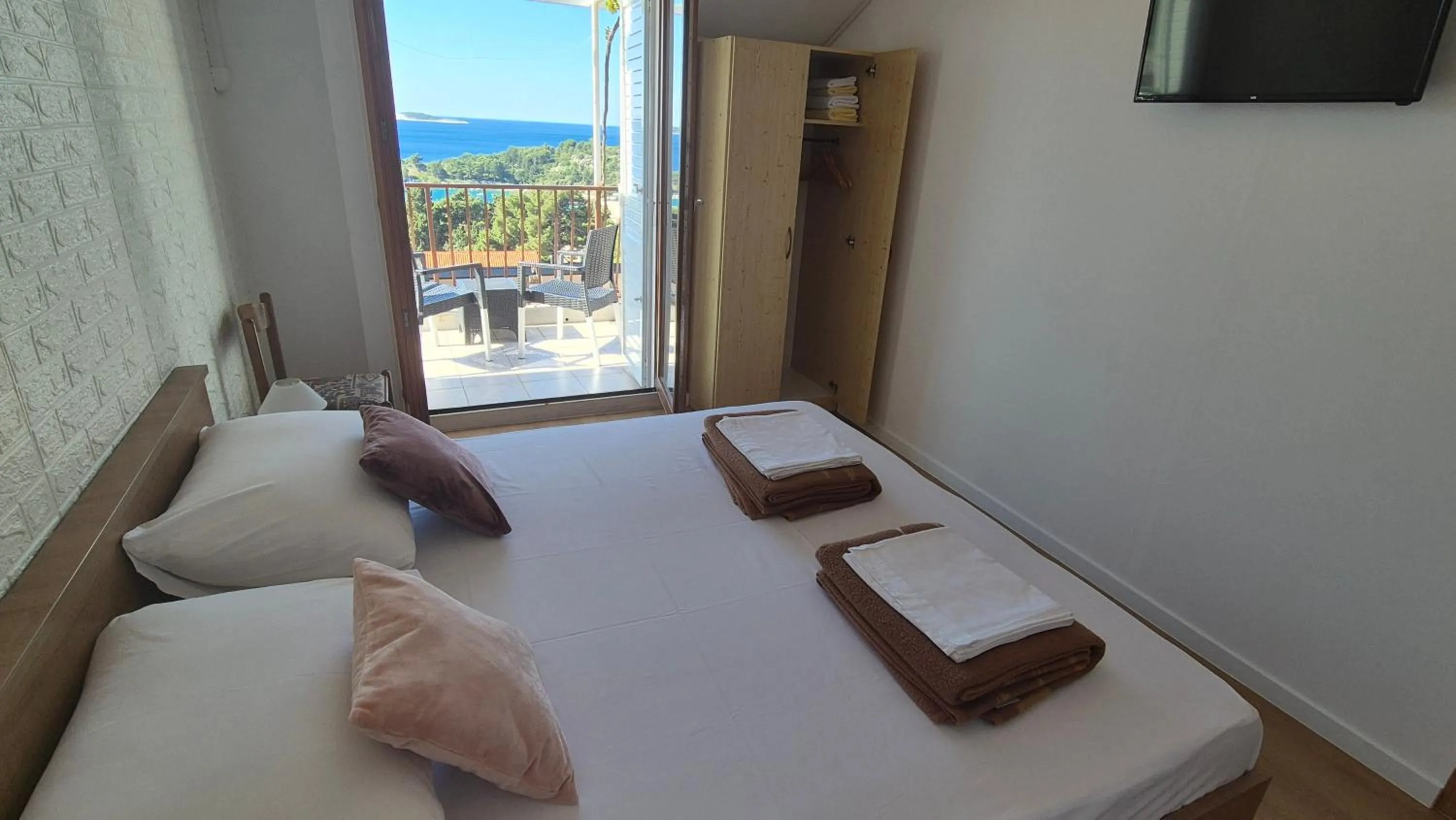 Bed in Apartments Kust
