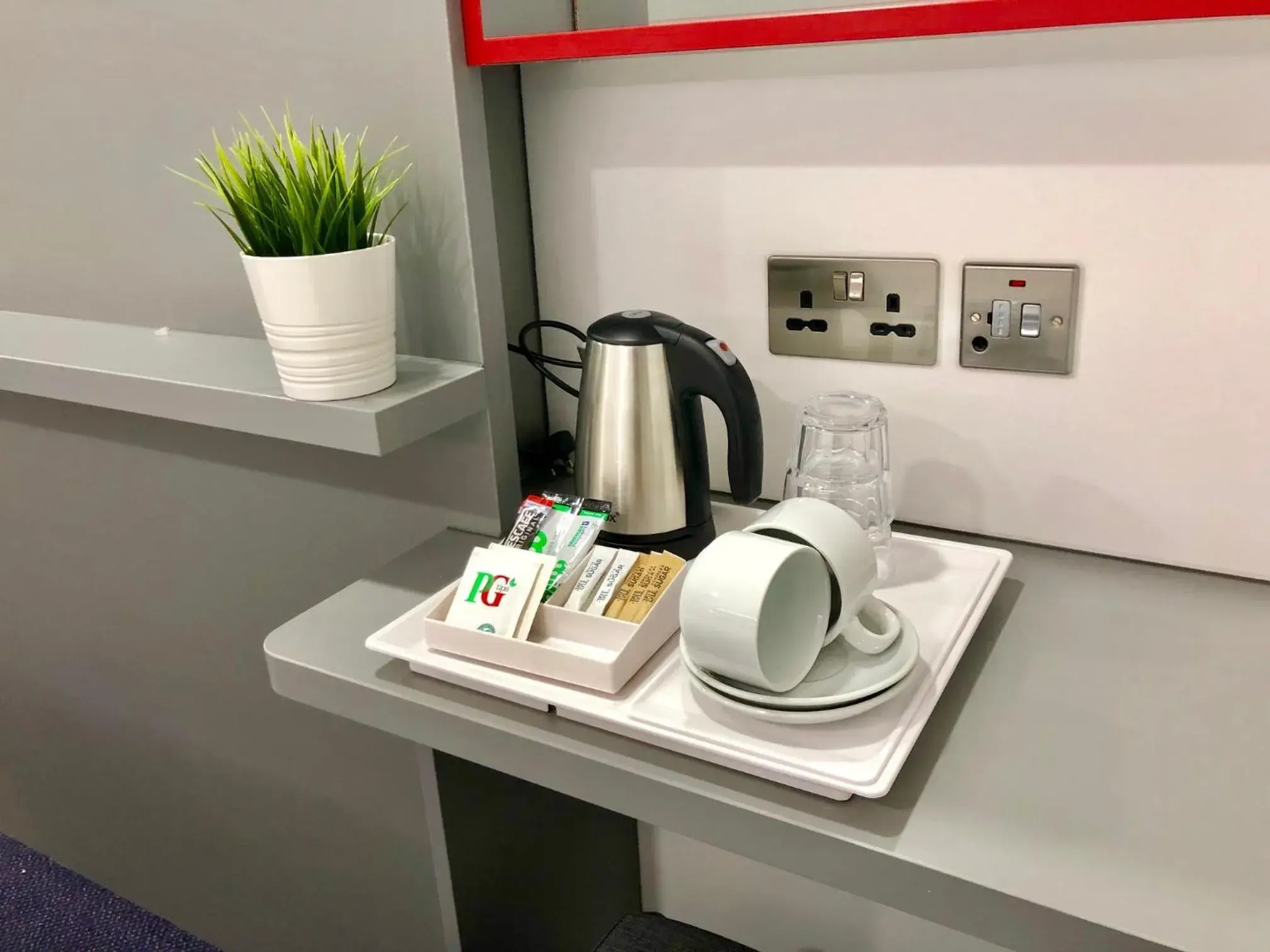 View (from property/room) in Ilford Hotel Goodmayes View (from property/room) in Ilford Hotel Goodmayes