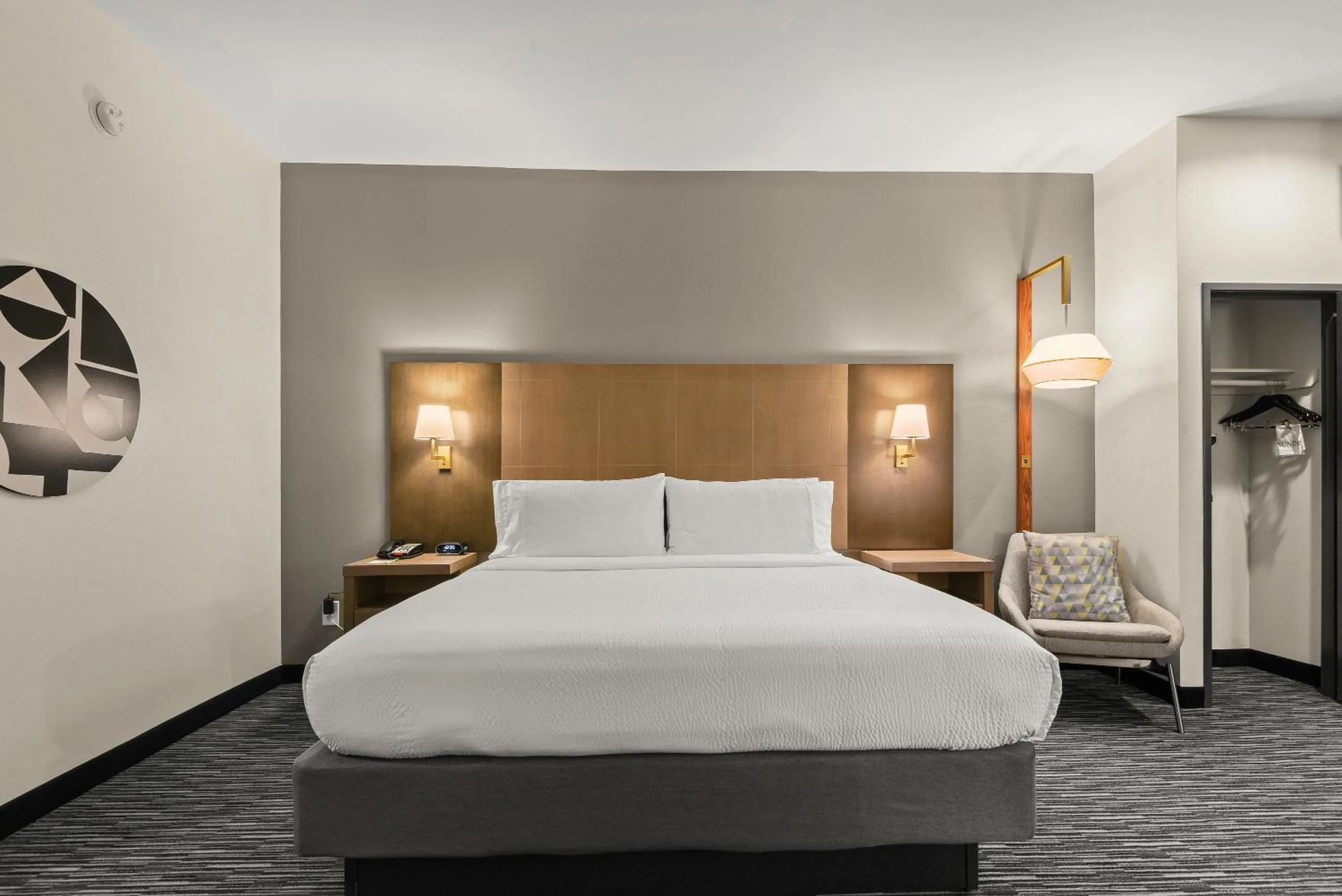 Bed in Holiday Inn Gonzales by IHG