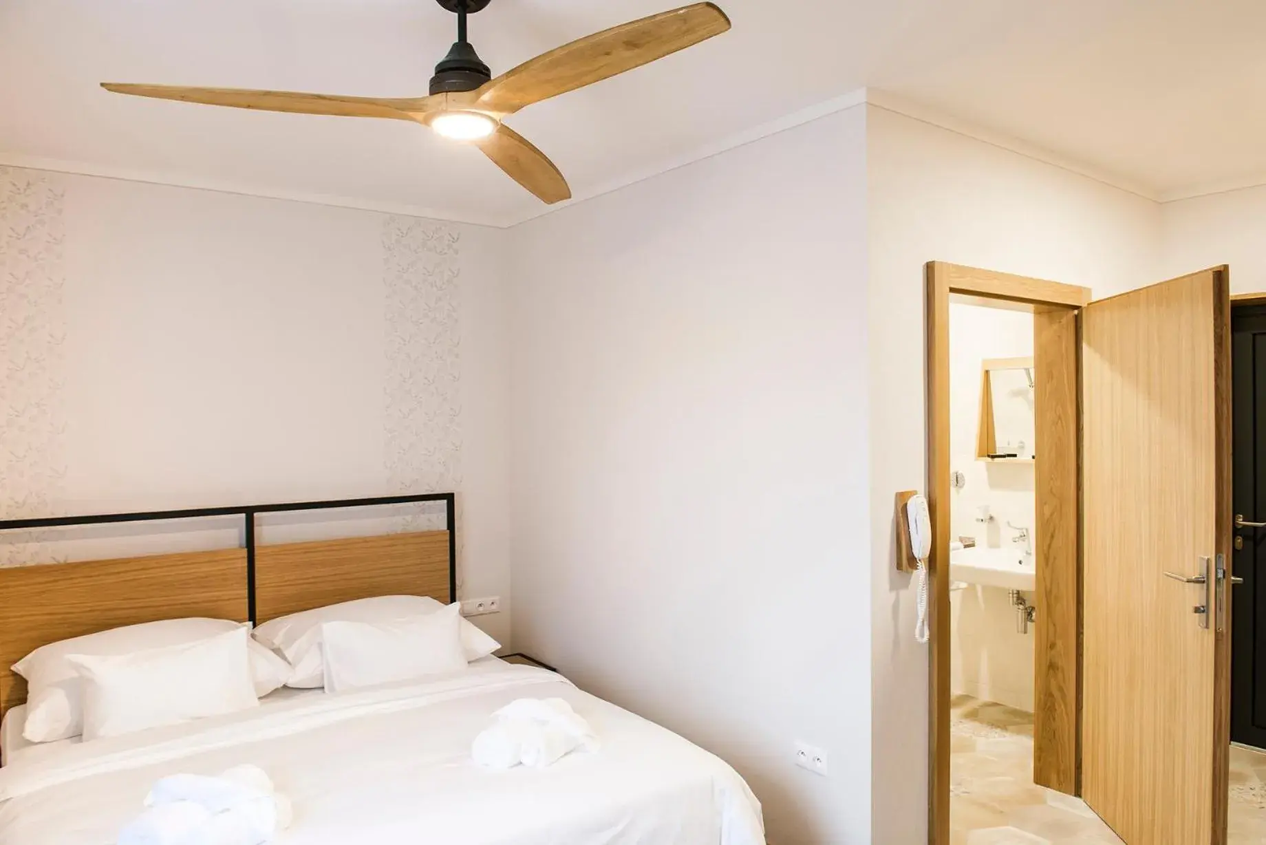 Double Room - Disability Access in Penzión & Wellness MERIDIANA Bojnice rezort Double Room - Disability Access in Penzión & Wellness MERIDIANA Bojnice rezort