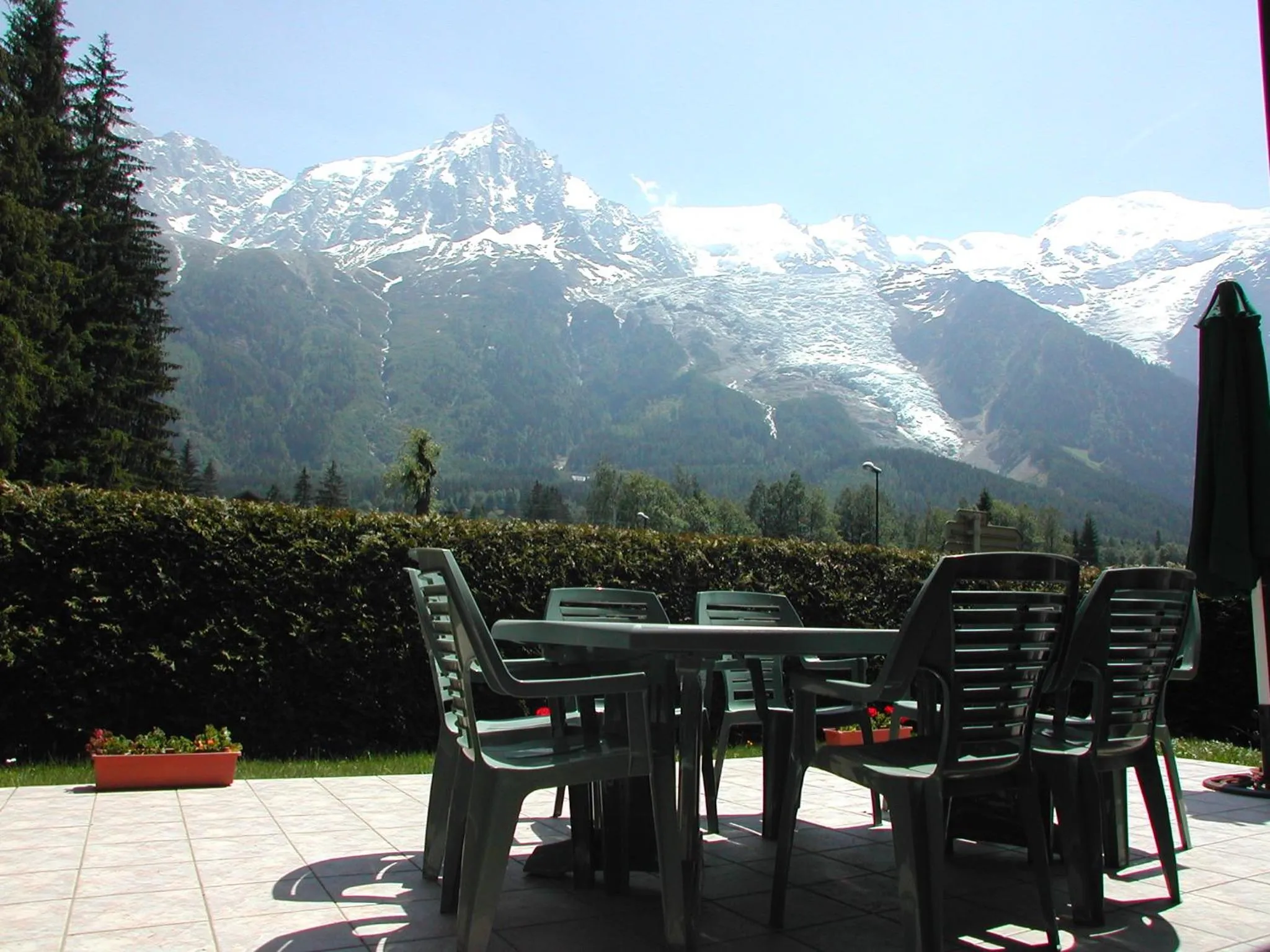 Patio in Chalet des Lacs - Chamonix