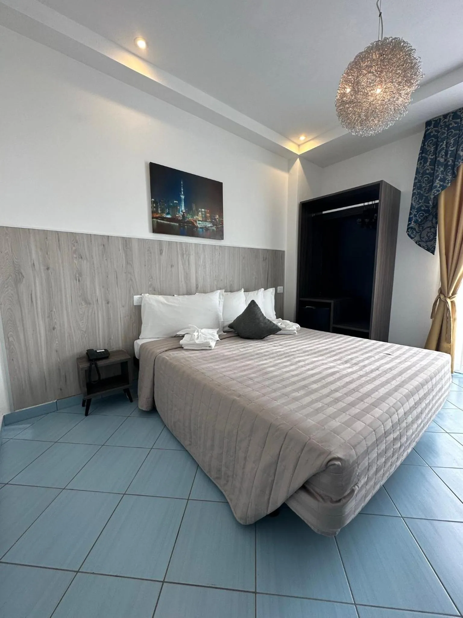 Bed in Hotel Centrale