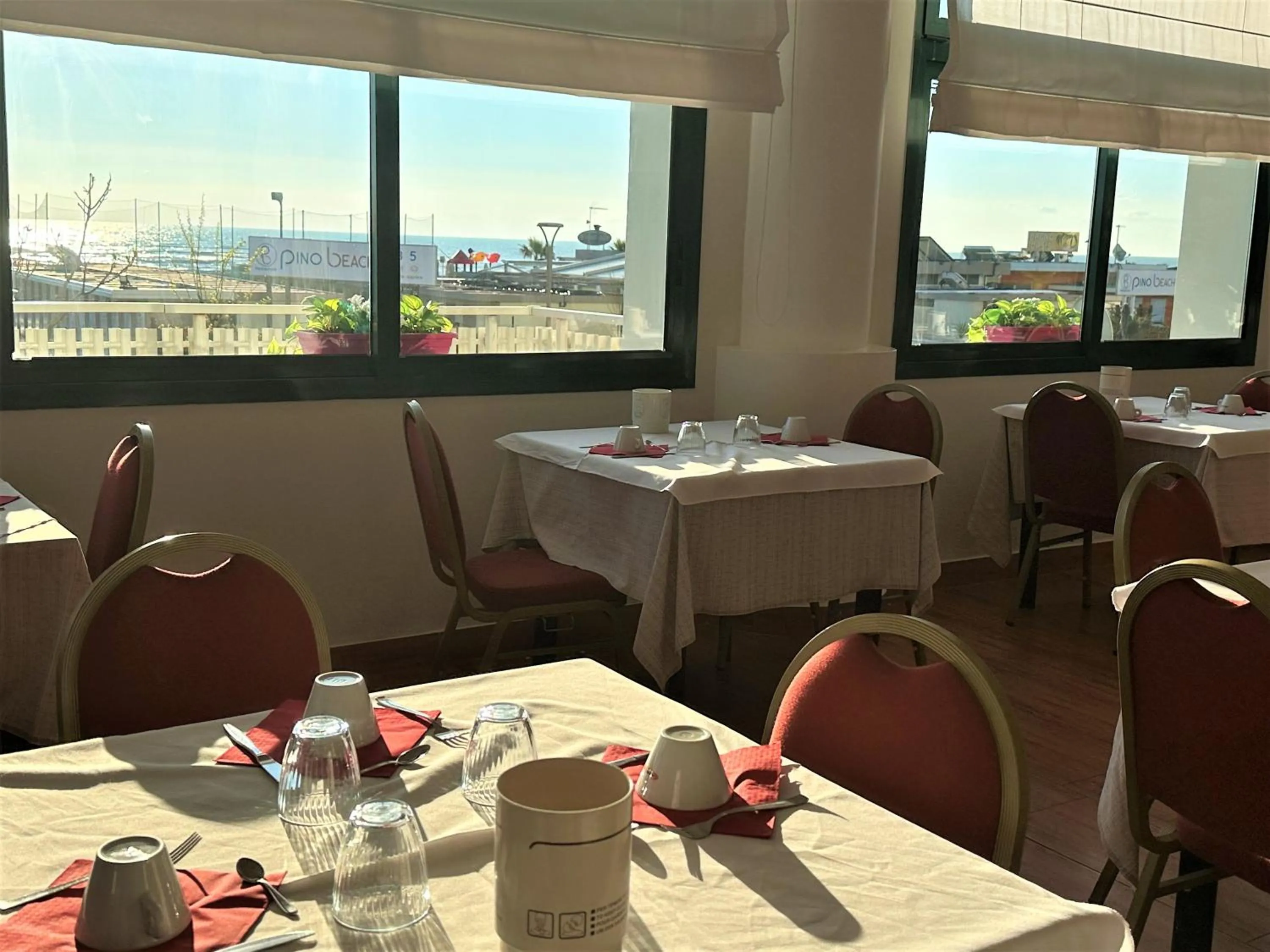 Restaurant/places to eat in Hotel Centrale