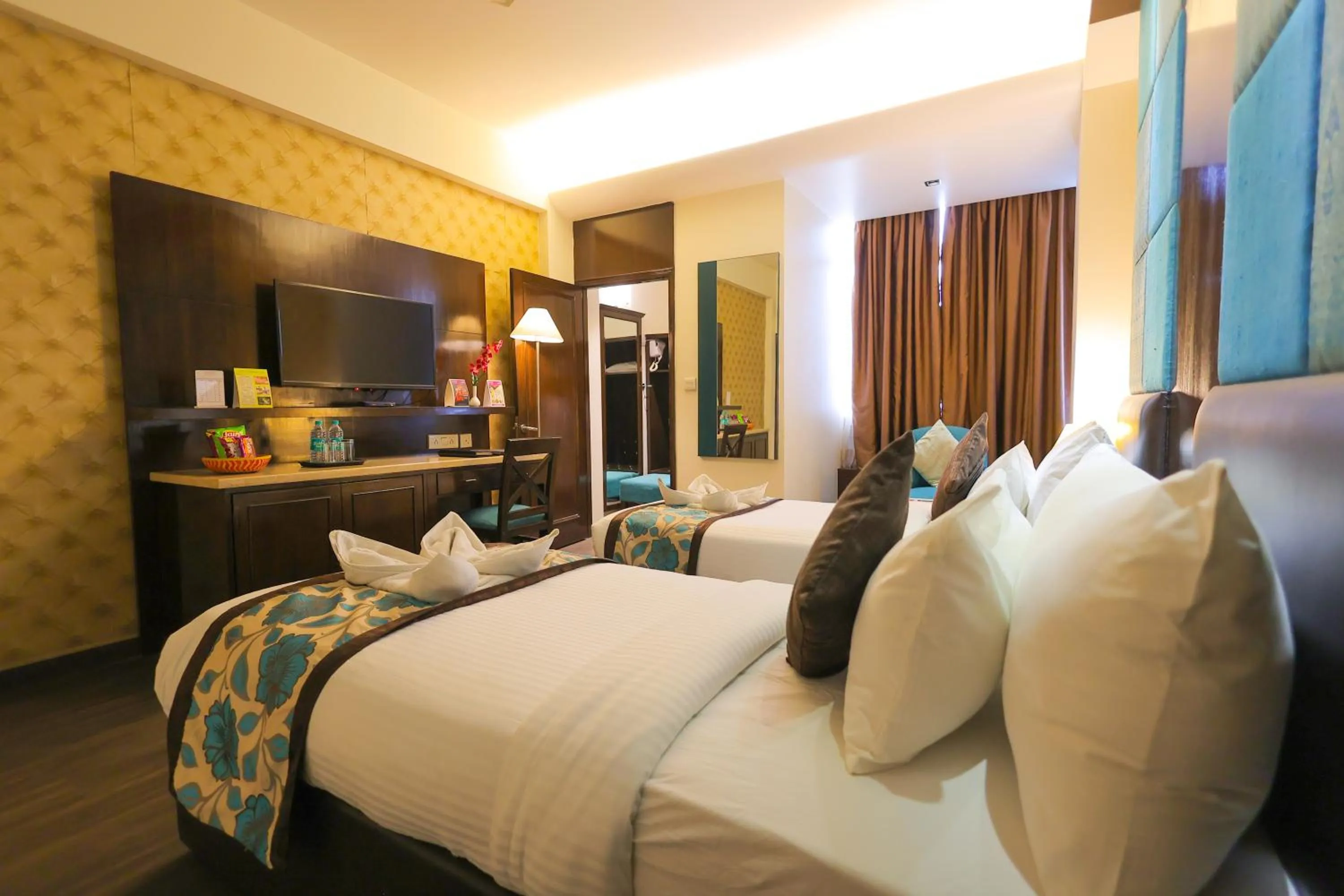 TV and multimedia, Bed in Regenta Orko's Haridwar, Motichur , 10 min from Har ki Pauri