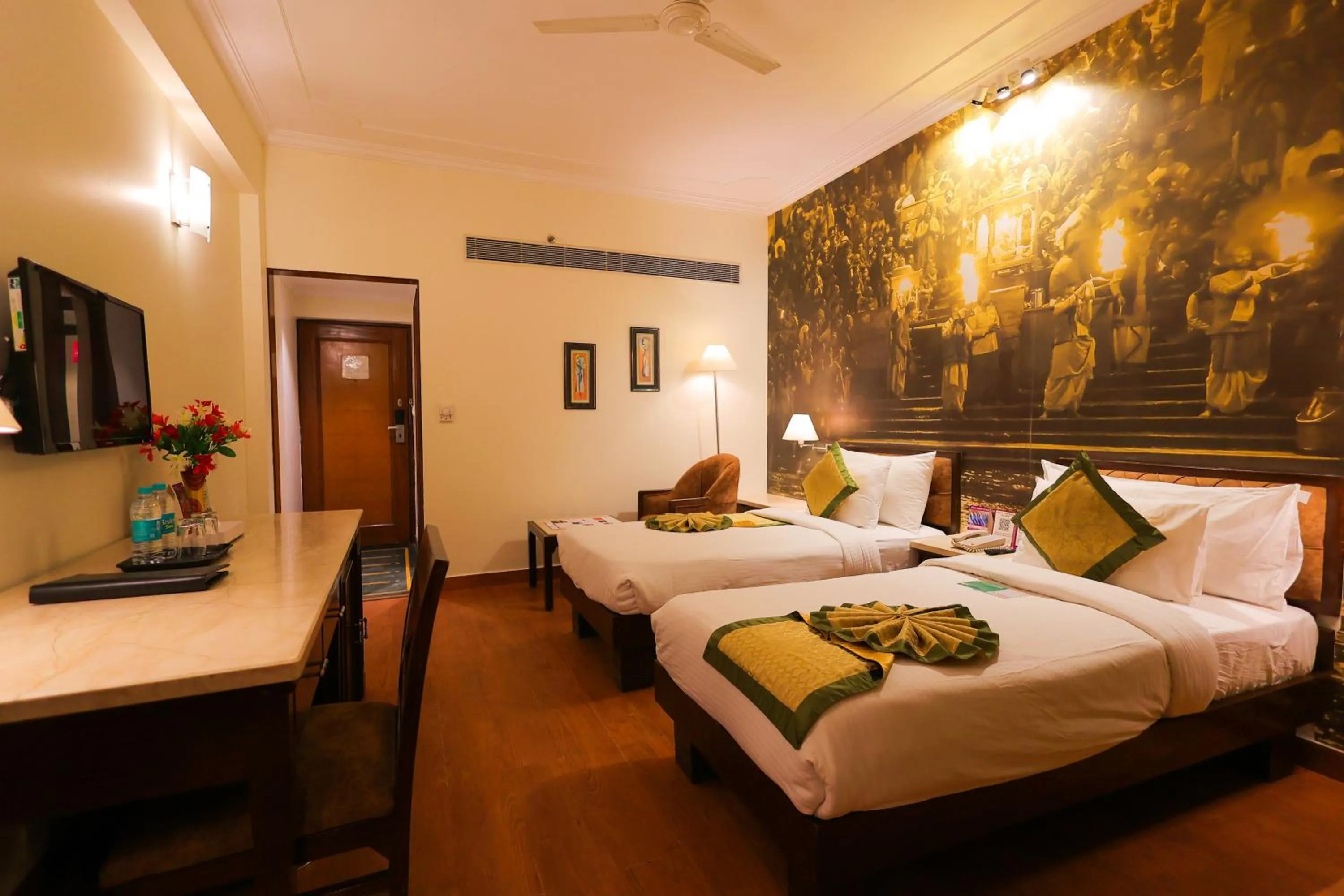 Bed in Regenta Orko's Haridwar, Motichur , 10 min from Har ki Pauri