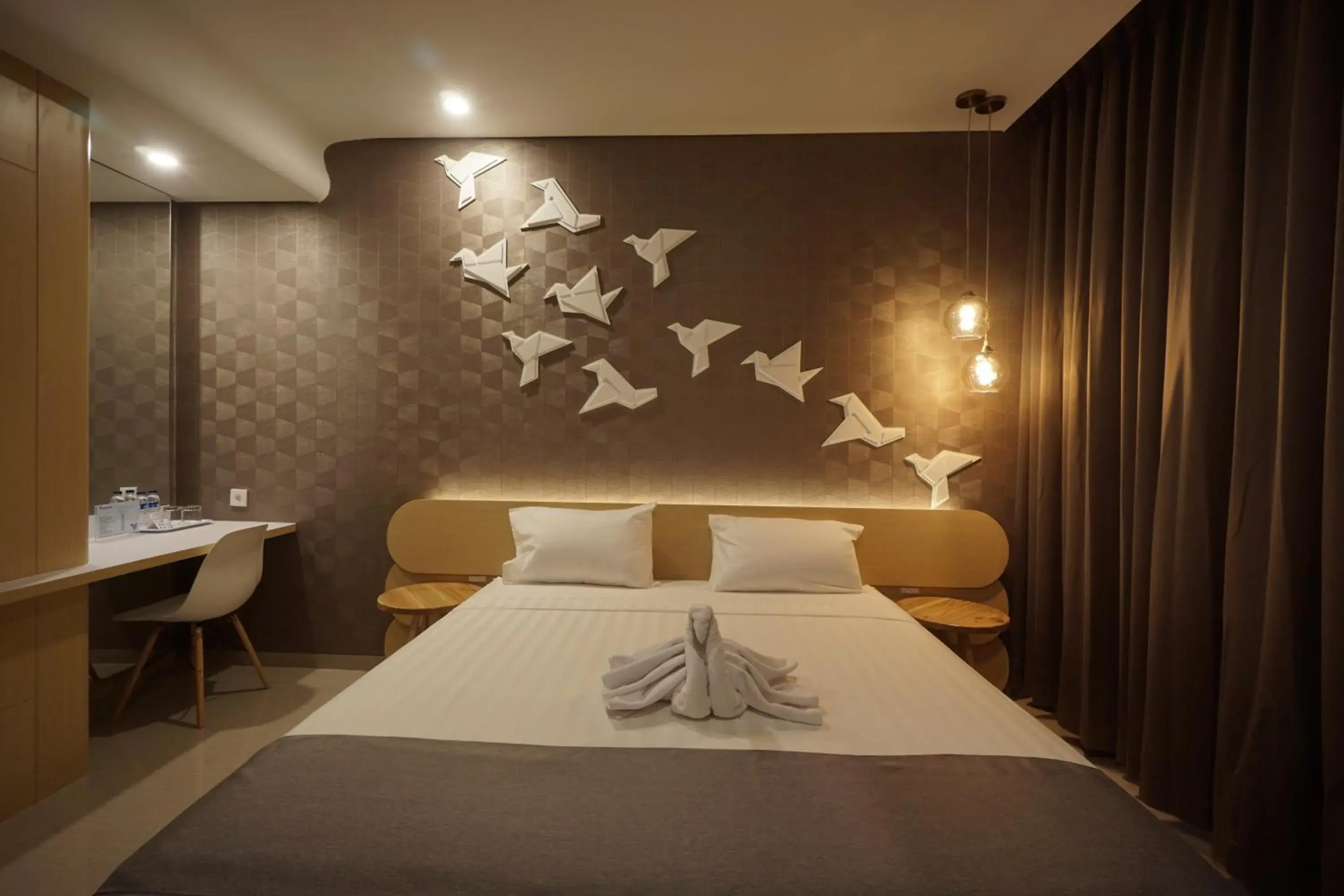 Deluxe Double Room (2 Adults + 1 Child) in Nomaden Urban Stay Deluxe Double Room (2 Adults + 1 Child) in Nomaden Urban Stay