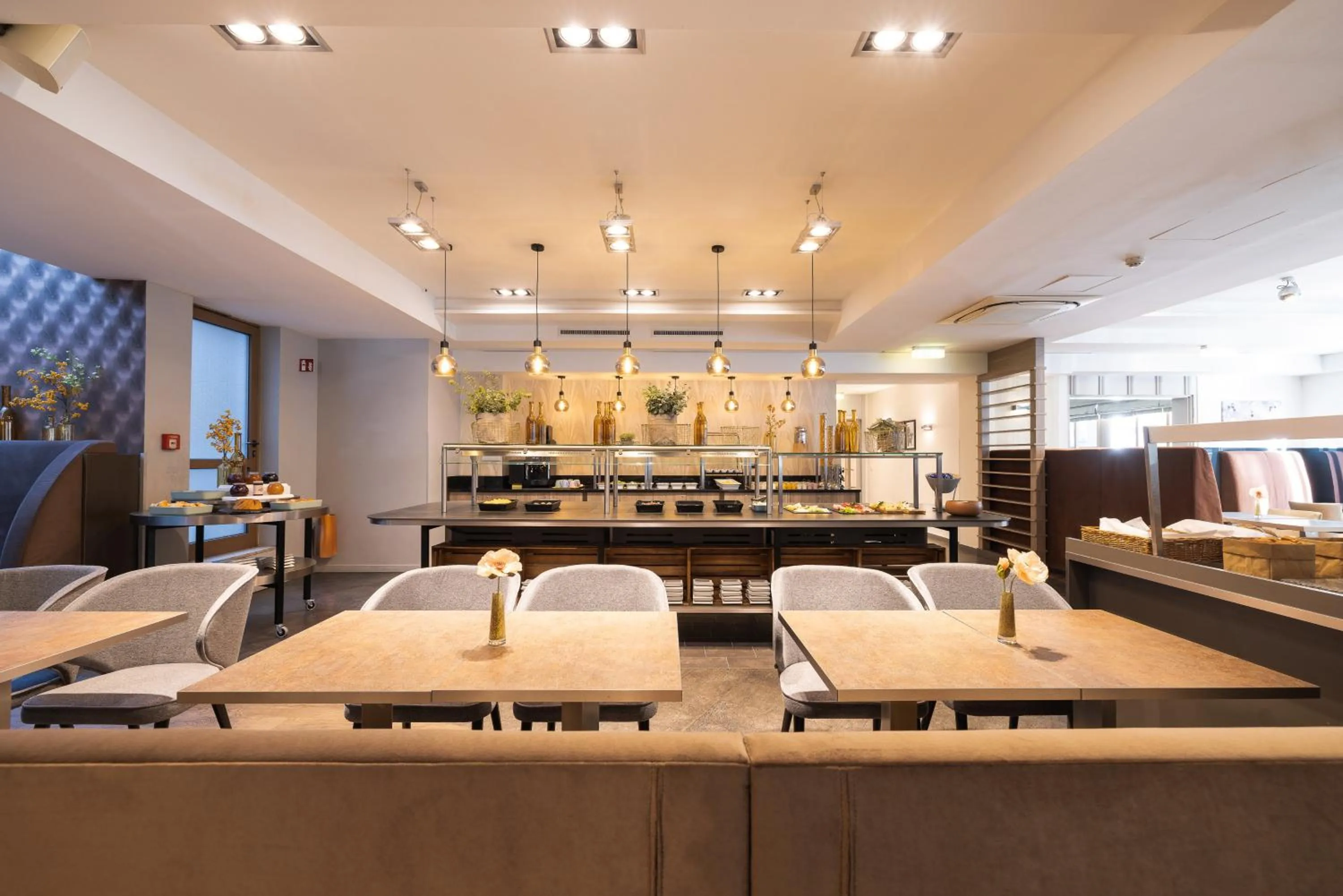 Breakfast in Leonardo Vienna Westbahnhof