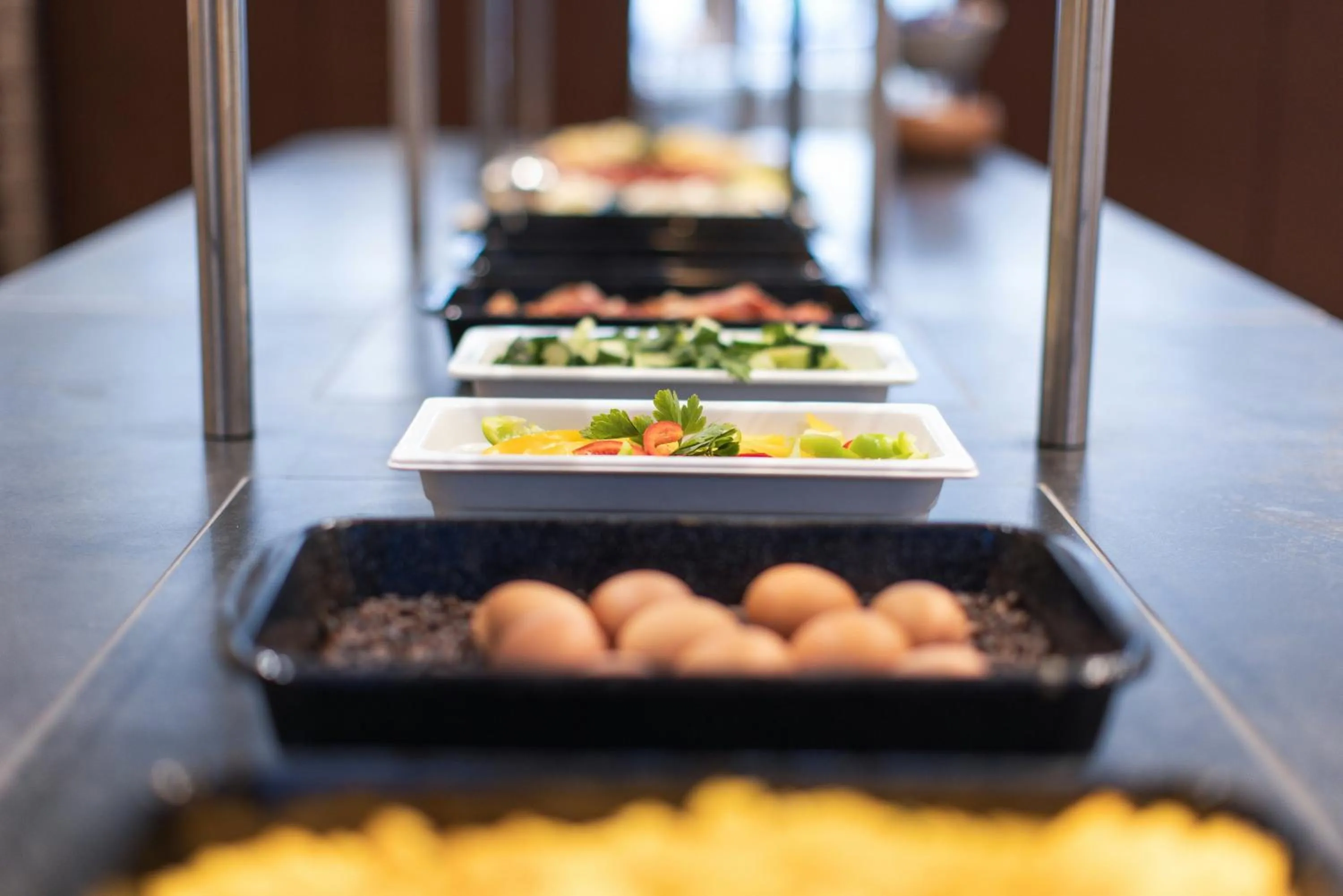 Buffet breakfast in Leonardo Vienna Westbahnhof