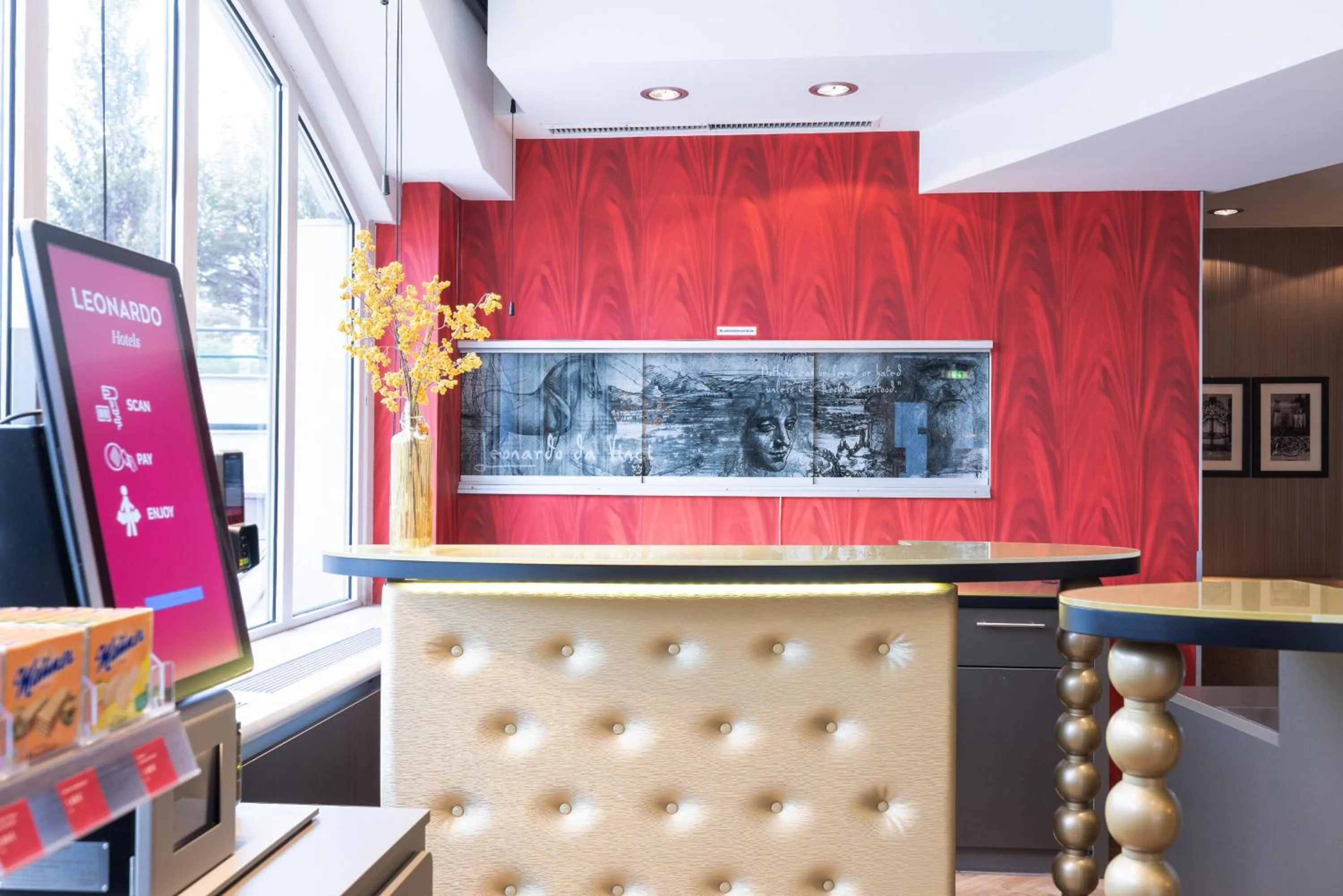 Lobby or reception in Leonardo Vienna Westbahnhof