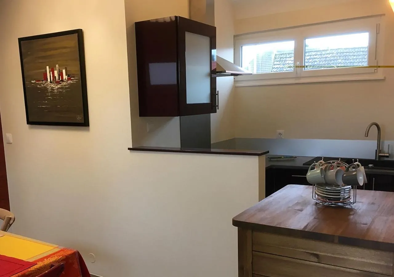 Kitchen or kitchenette in La Roseraie