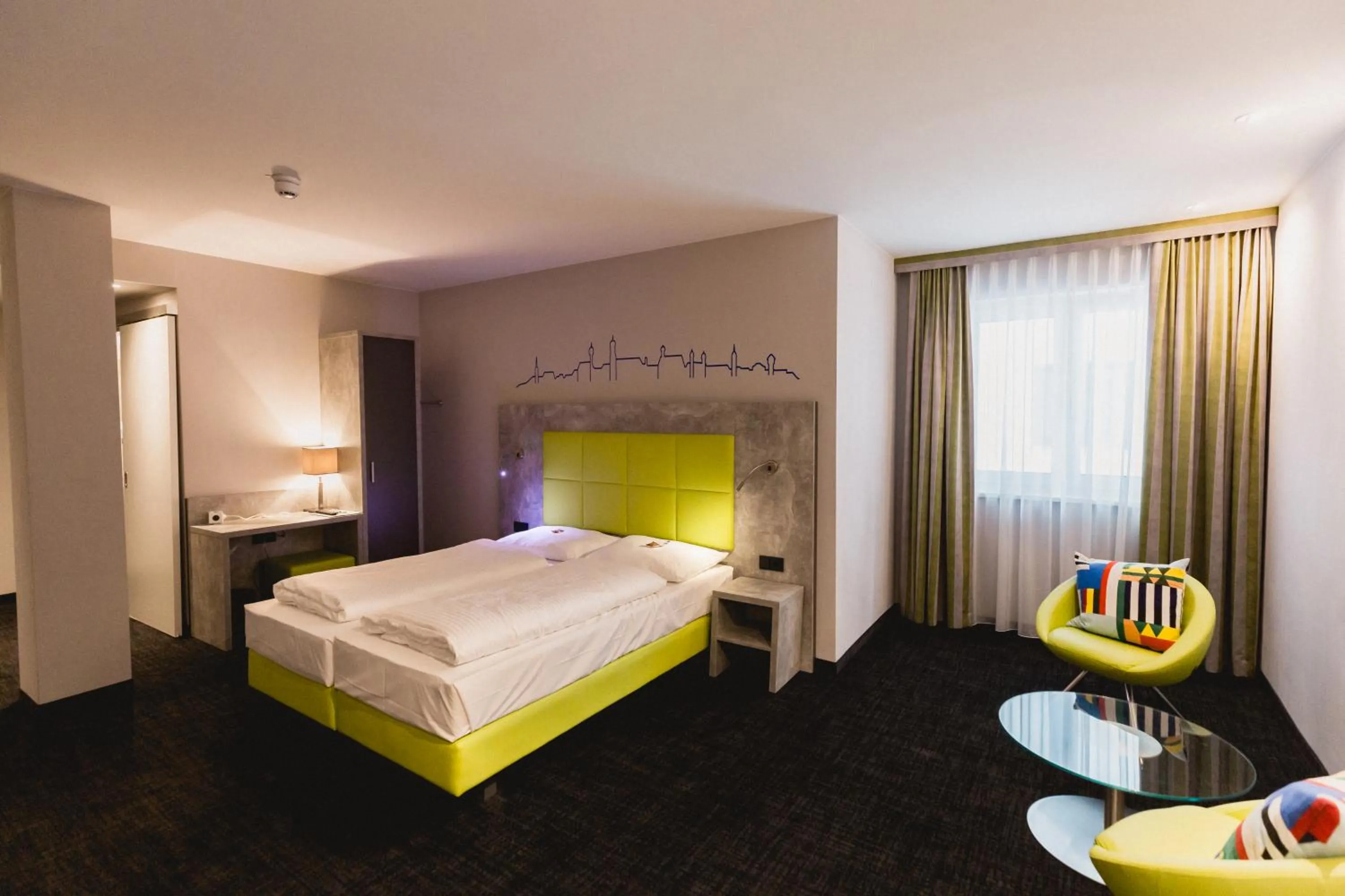 Photo of the whole room, Bed in SleepySleepy Hotel Dillingen