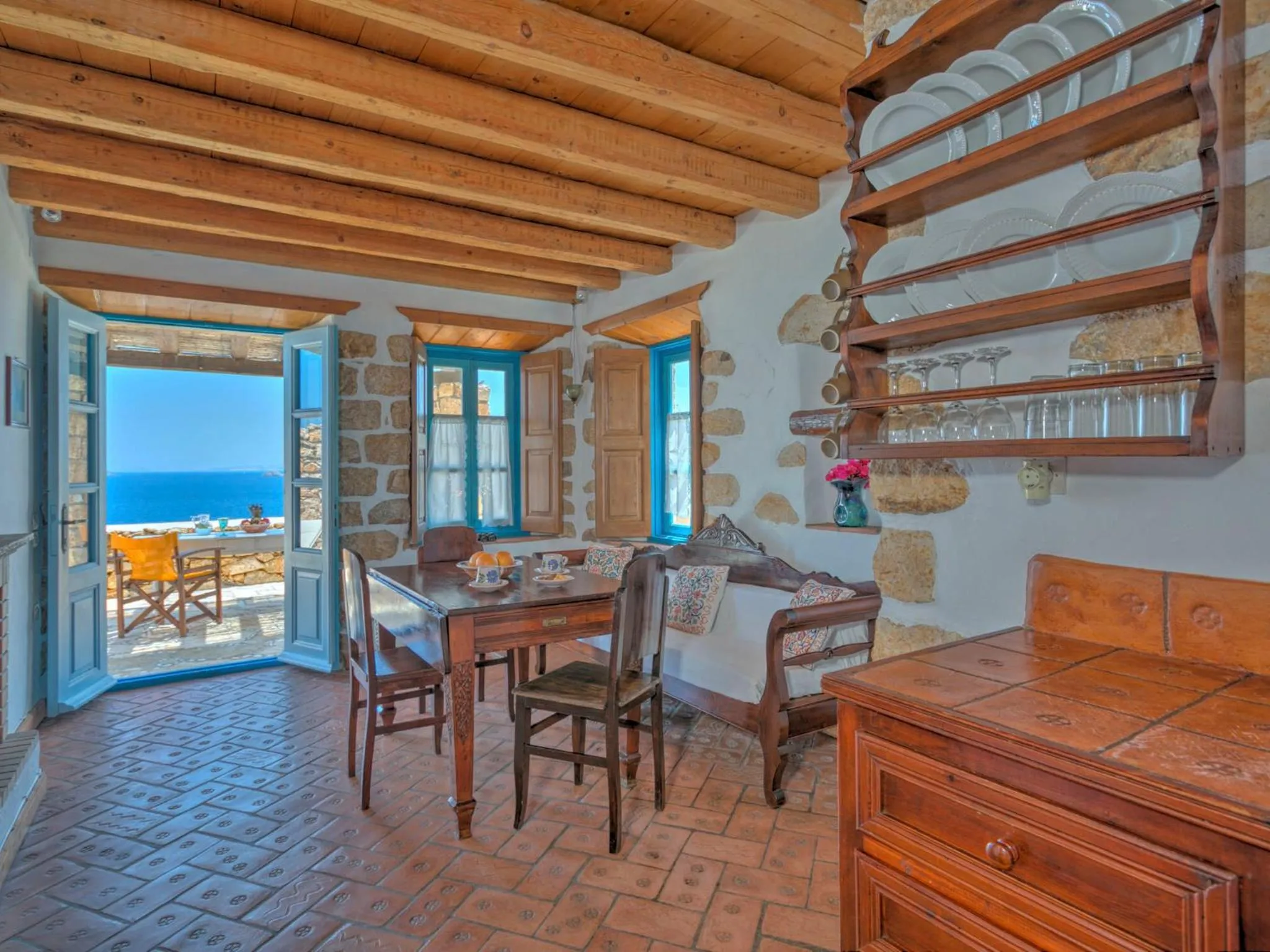 Living room in Eirini Luxury Hotel Villas