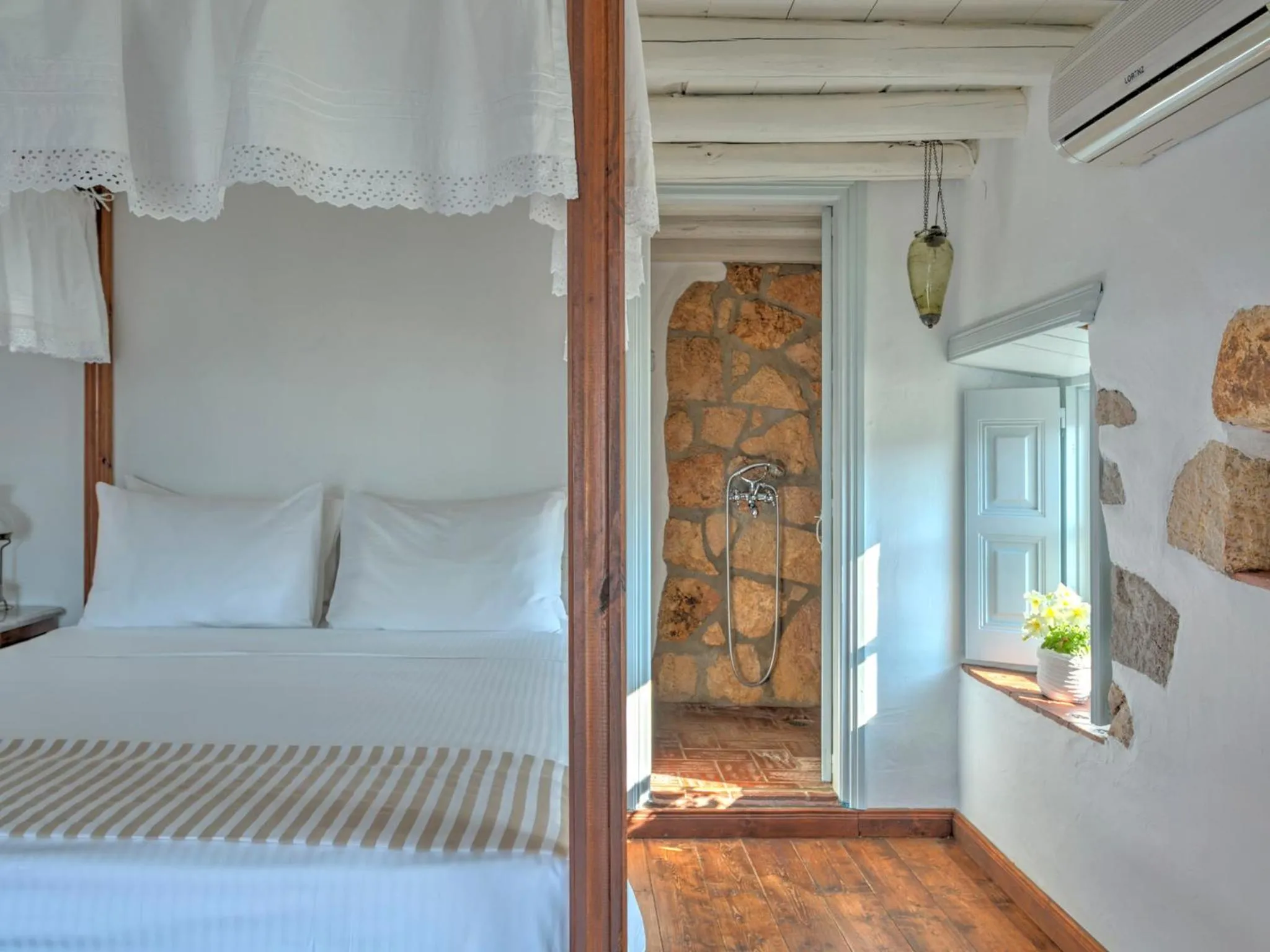 Bedroom, Bed in Eirini Luxury Hotel Villas